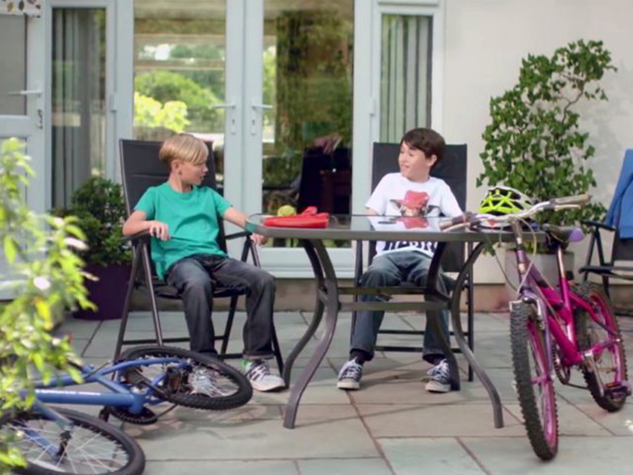 Boys’, but not girls’, bikes promise high performance