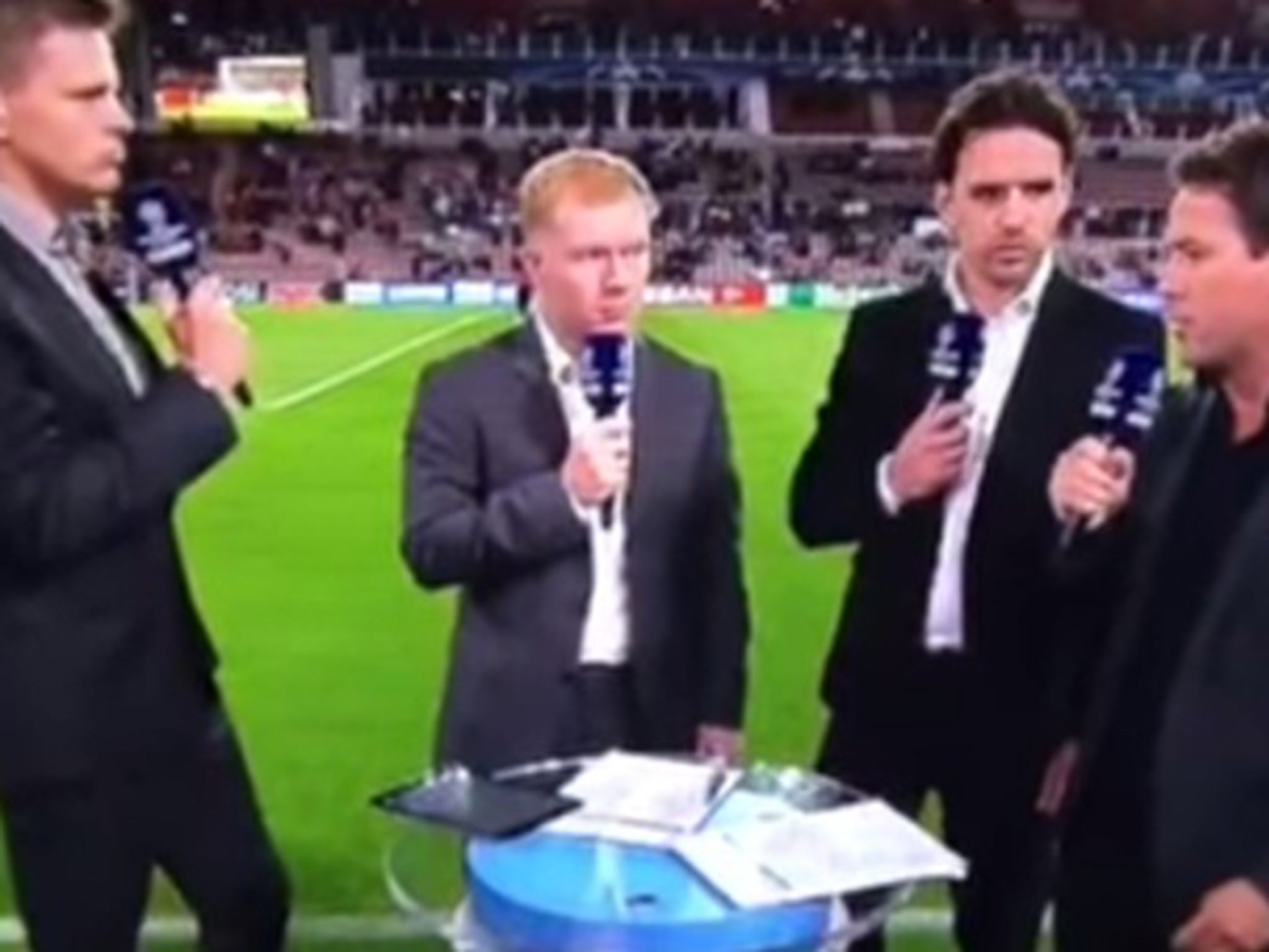 Paul Scholes (centre) on punditry duty