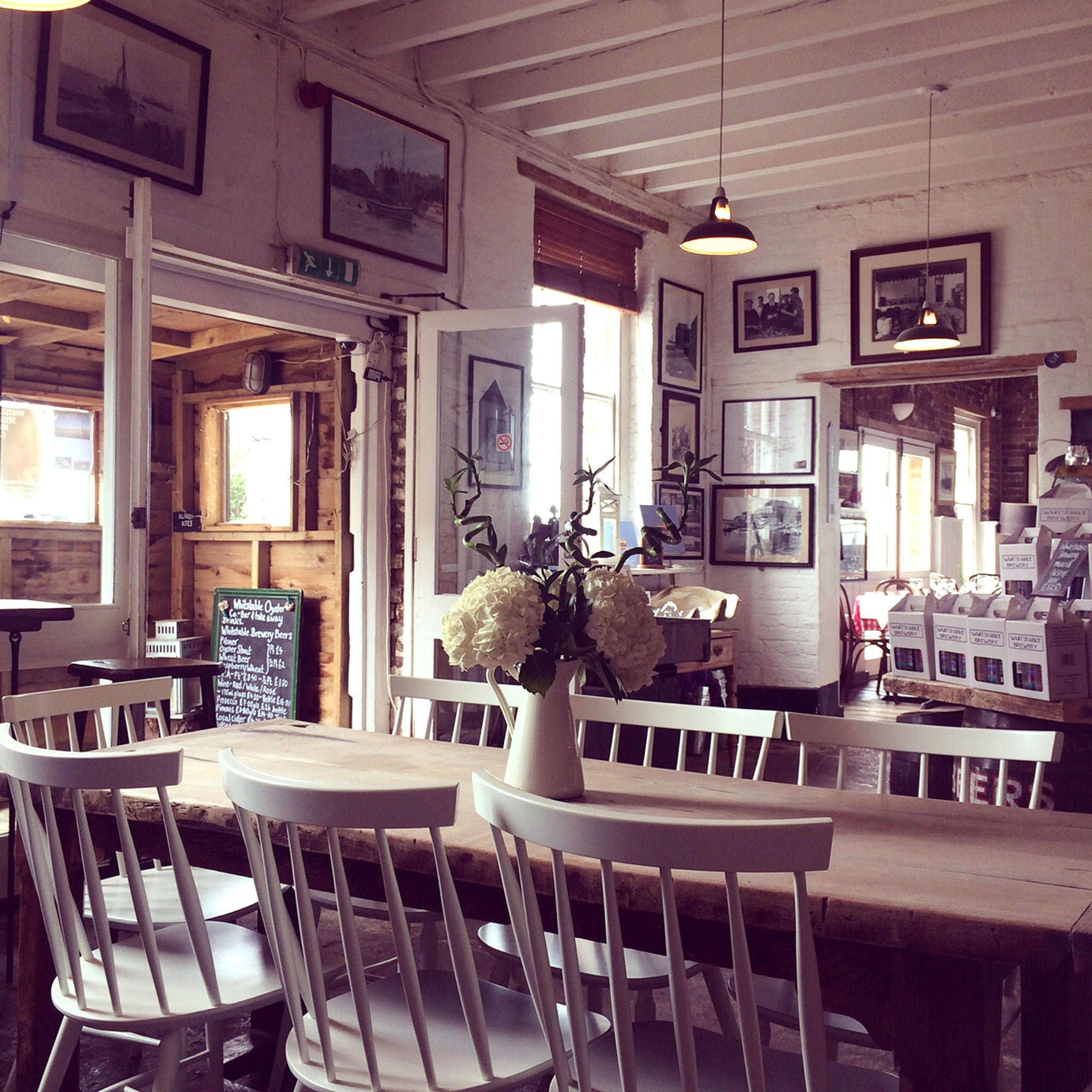 This is an expensive restaurant set up for tourists in search of 'traditional' English cuisine