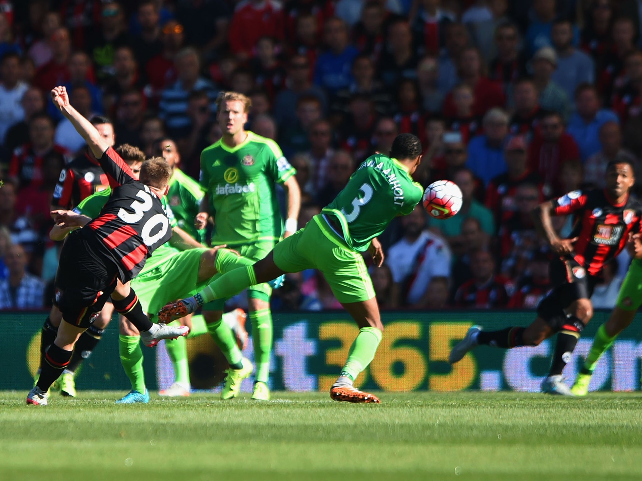 Matt Ritchie scored a stunning volley