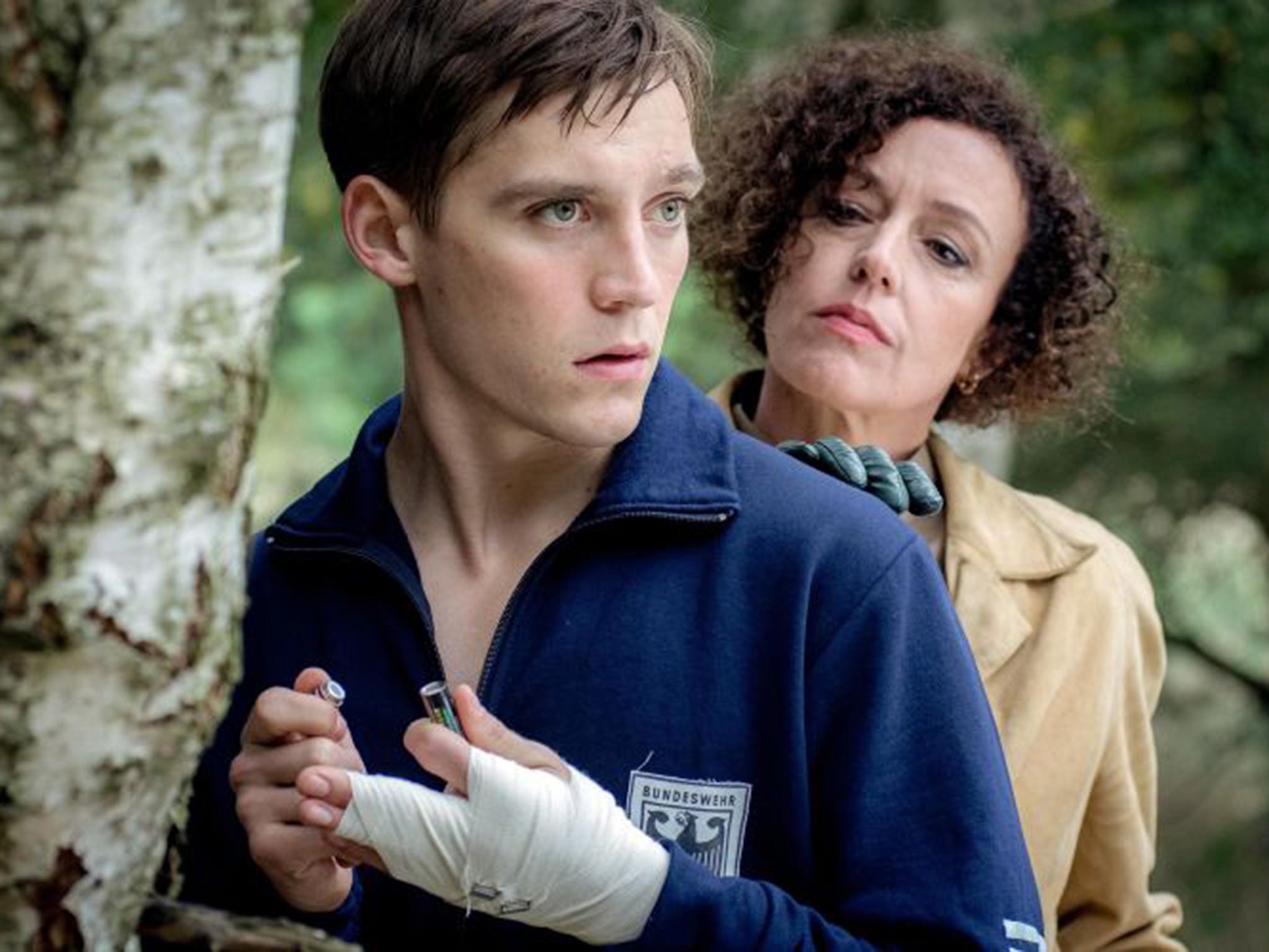 Jonas and his aunt Lenora in Deutschland 83