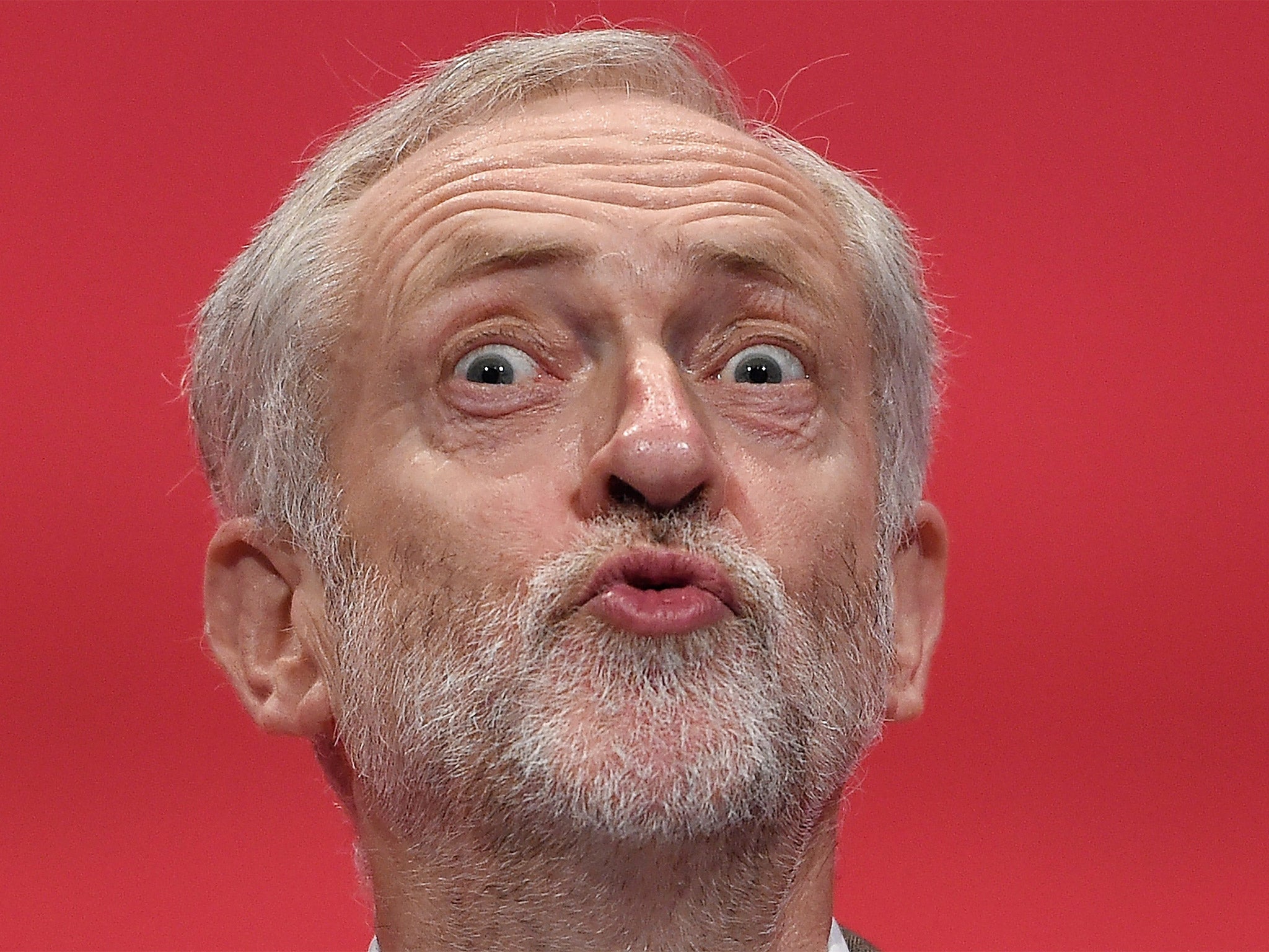 Jeremy Corbyn addresses delegates in Brighton