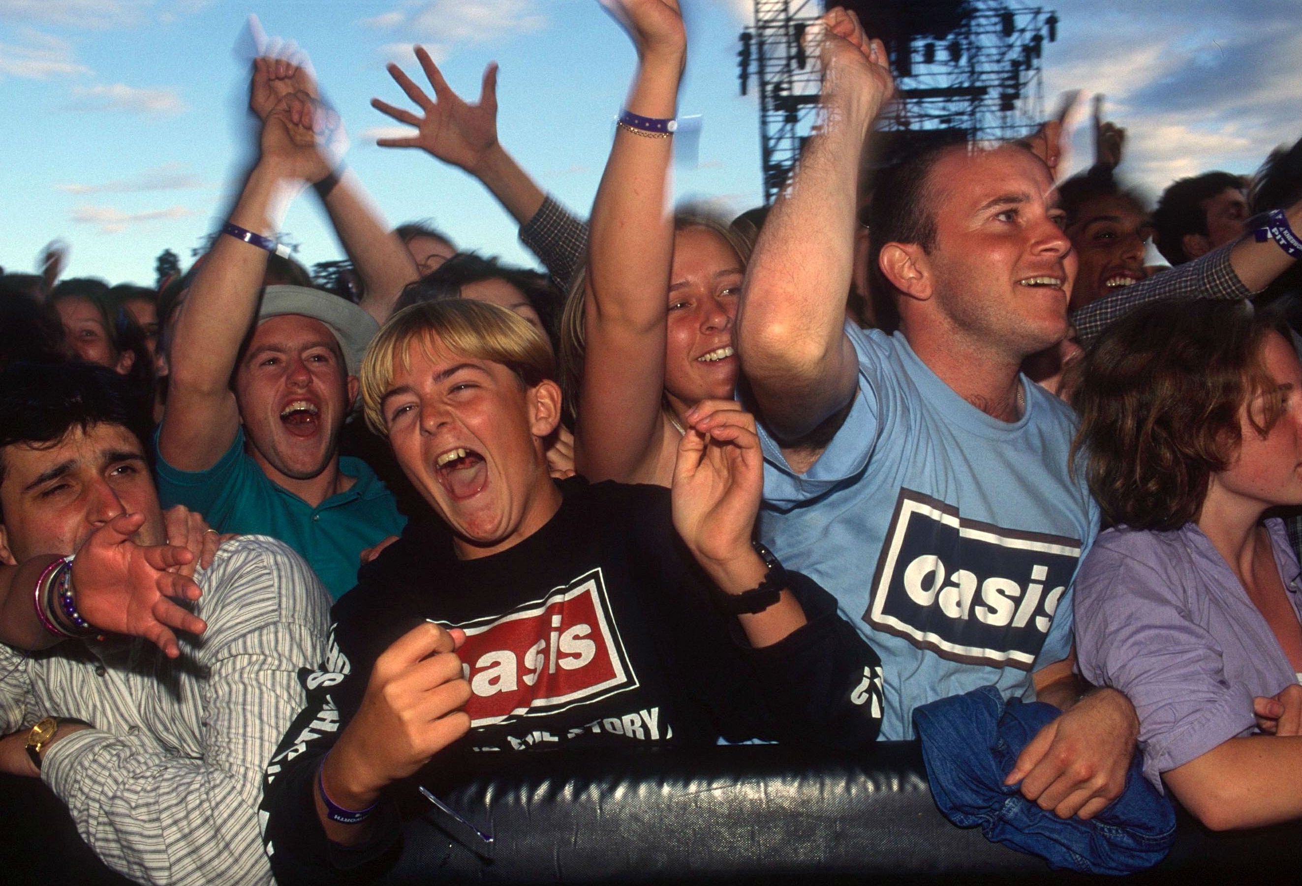 Fans go crazy for Oasis at one of their 103 gigs