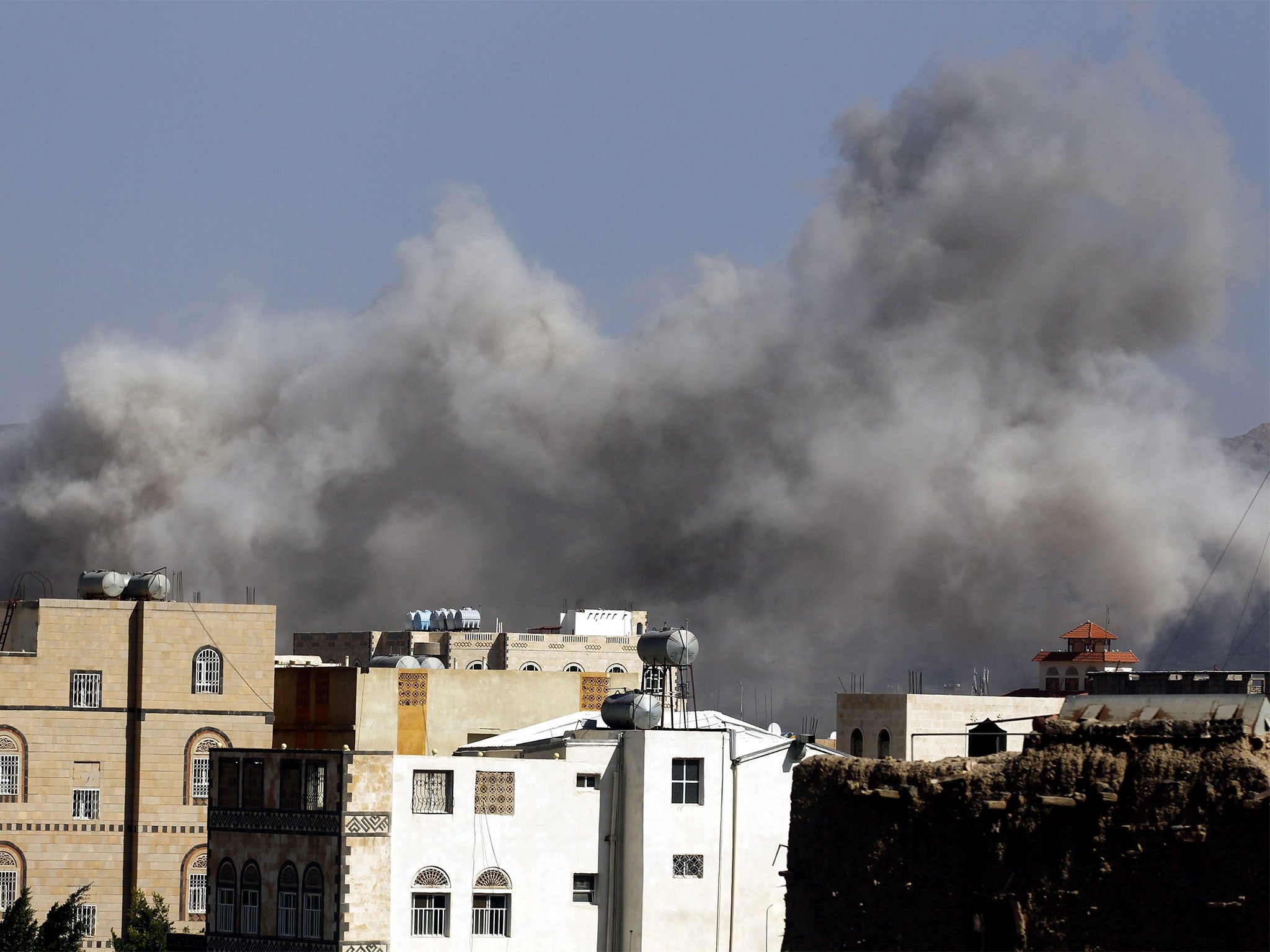 Saudi air strikes target a Houthi-led army academy in Sana'a