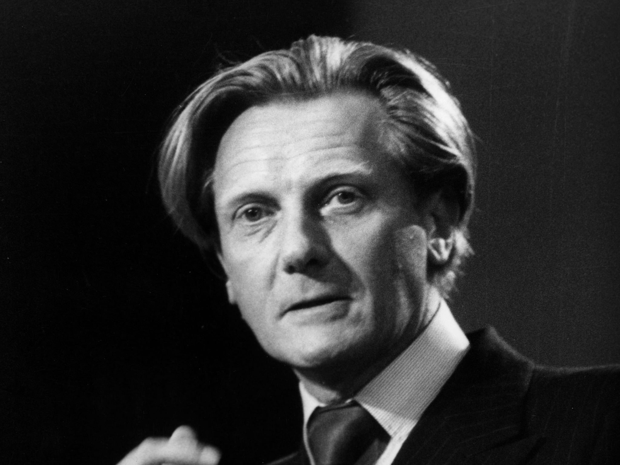 Michael Heseltine was rebuked over arrangements for a Falklands War memorial