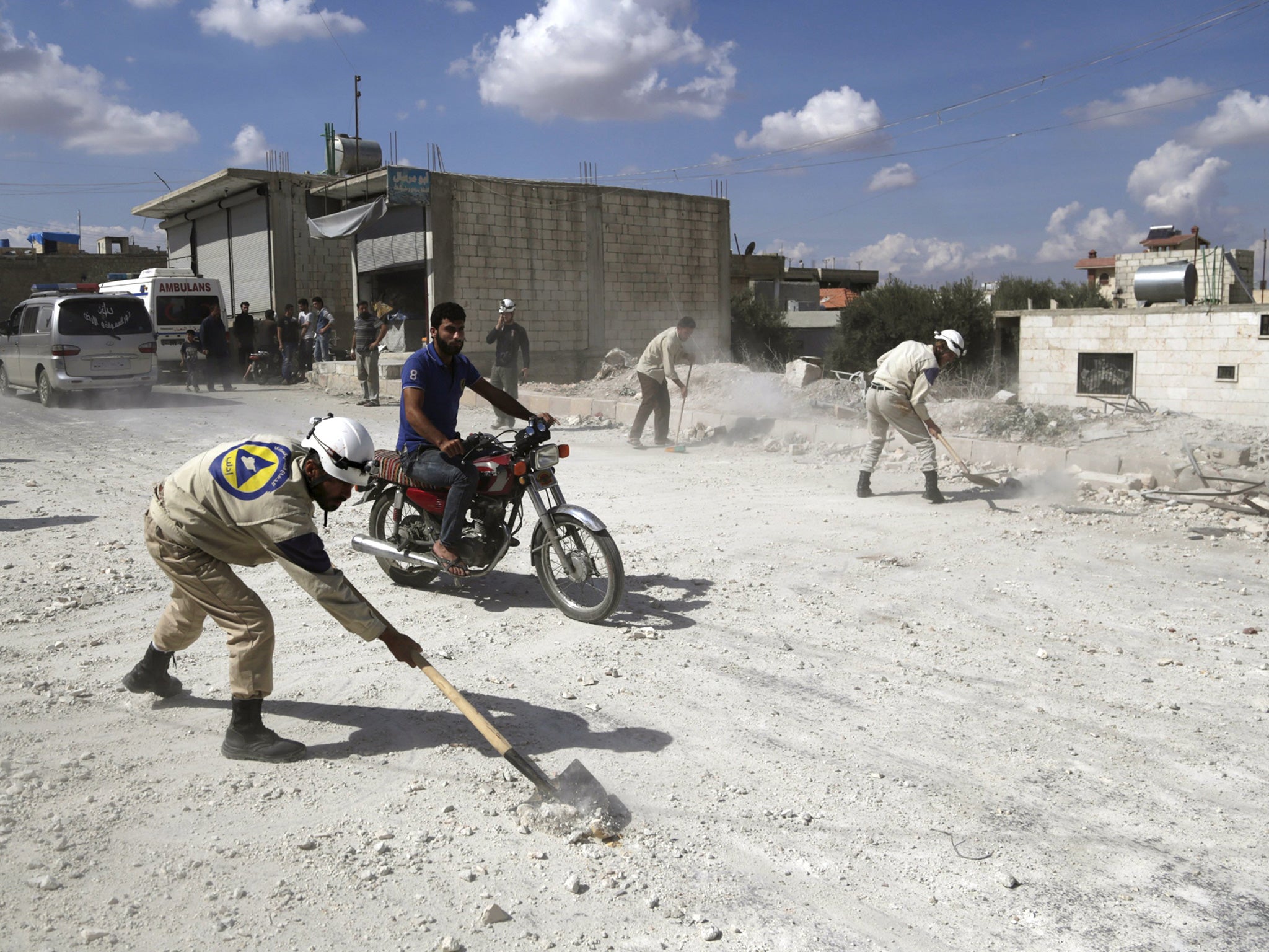 A site hit by Russian air strikes near Idlib at the weekend