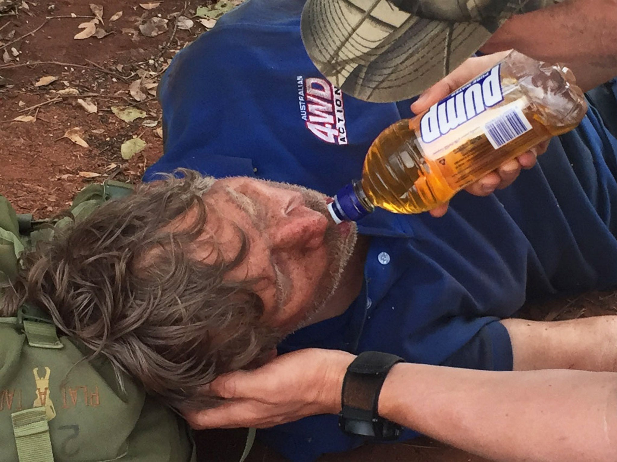 &#13;
A West Australia Tactical Response Unit officer tends to Reg Foggerdy&#13;