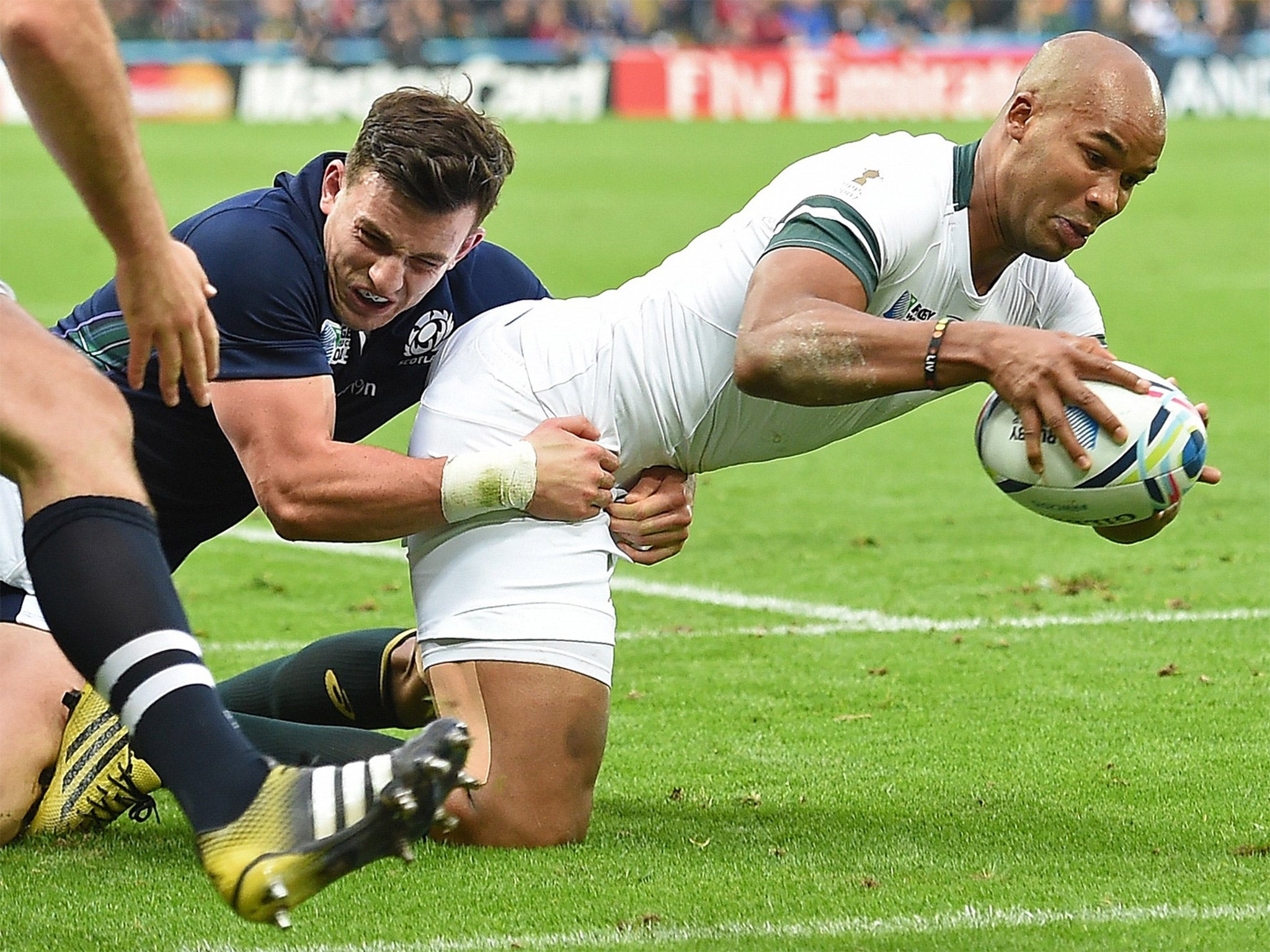 J P Pietersen scores a try in the 34-16 win against Scotland