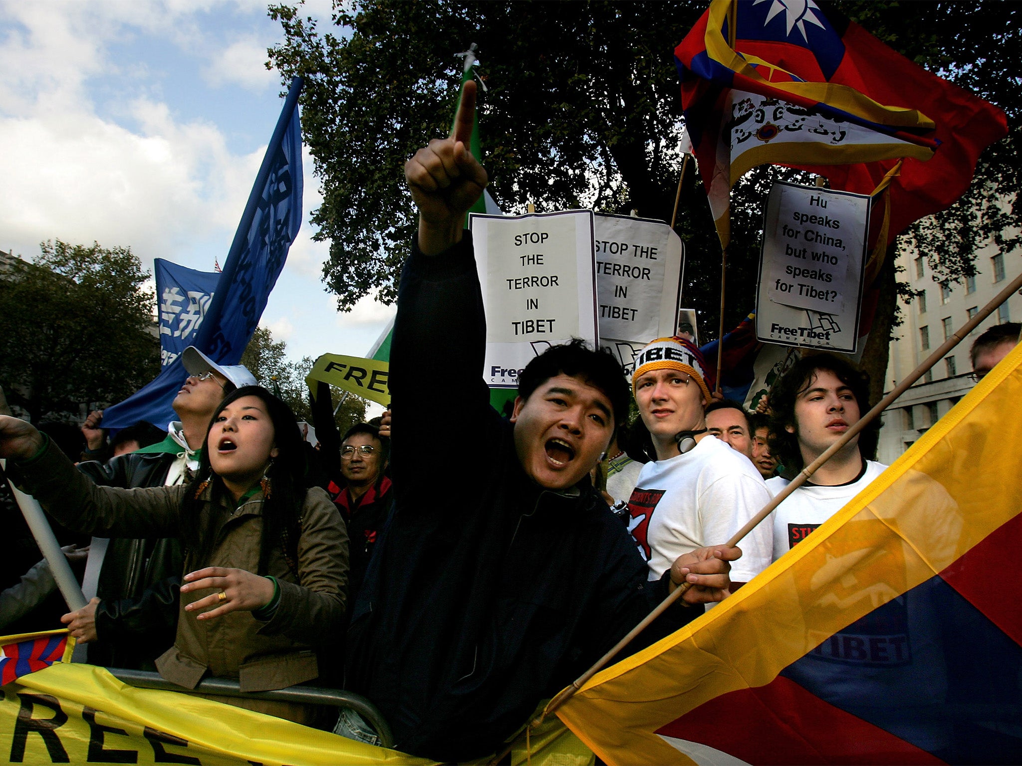 Free Tibet campaigners have said it is time for Hu Jintao to meet the Dalai Lama