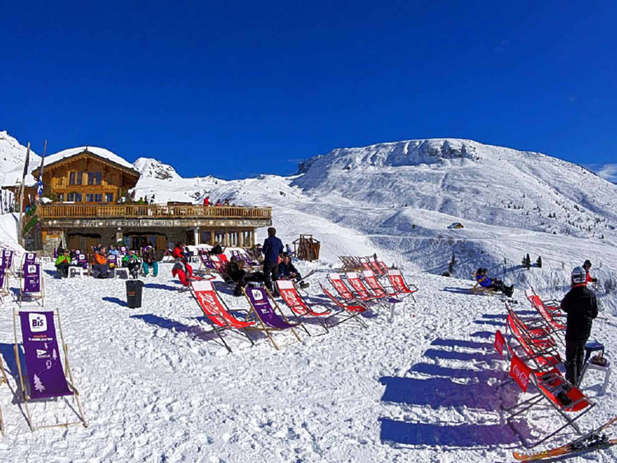 Skiers at La Plagne