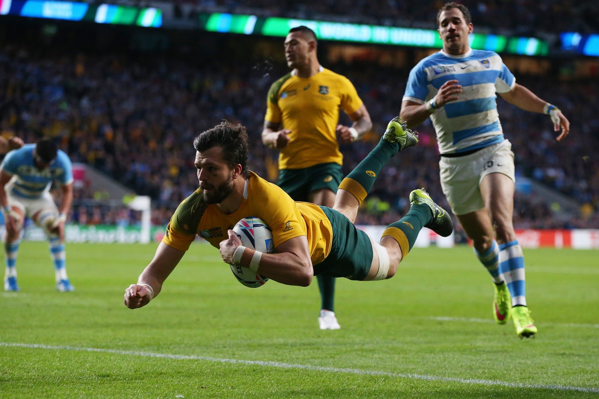 Adam Ashley-Cooper scores his second try