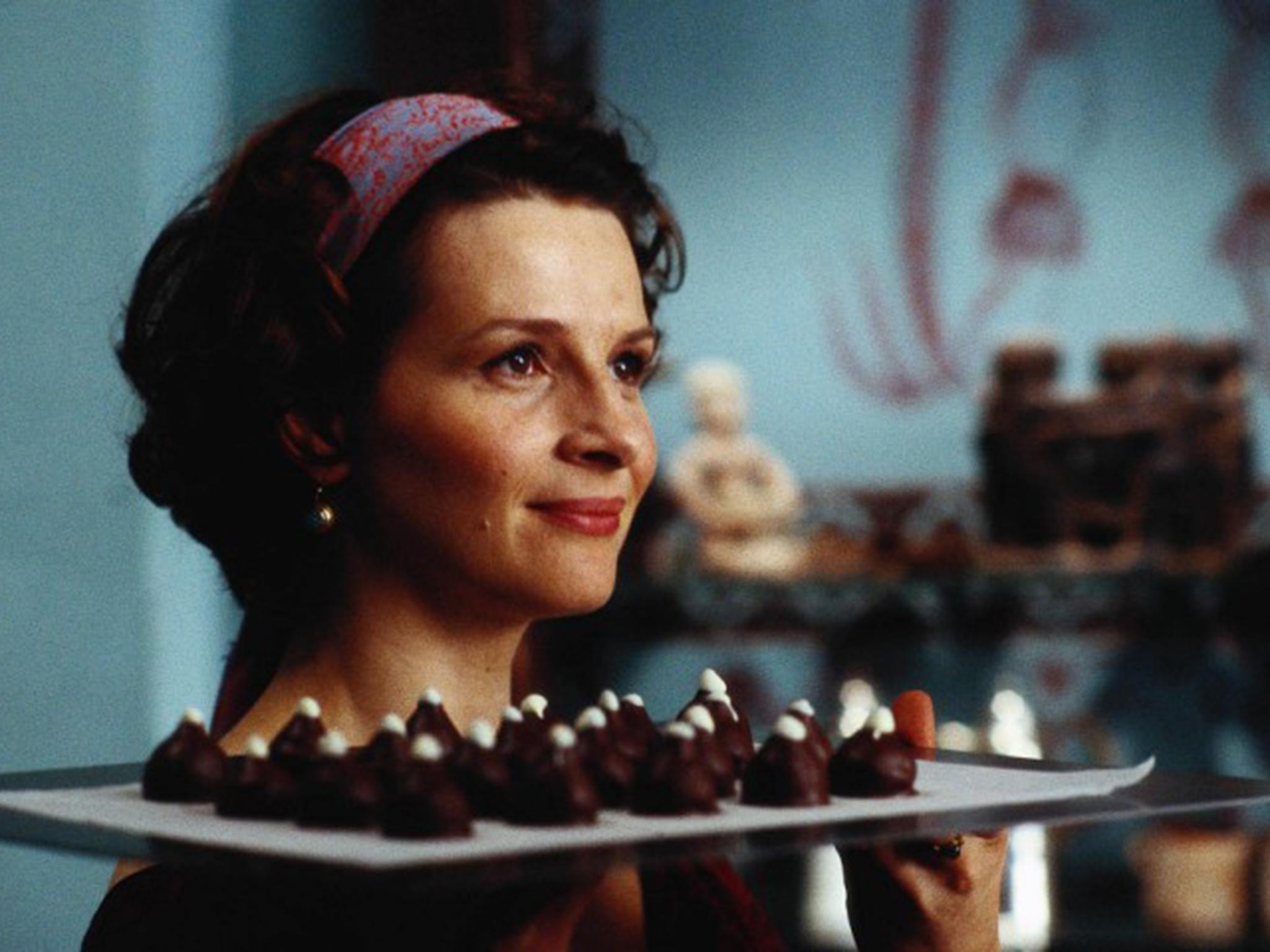 Juliette Binoche prepares sweet nothings in ‘Chocolat’