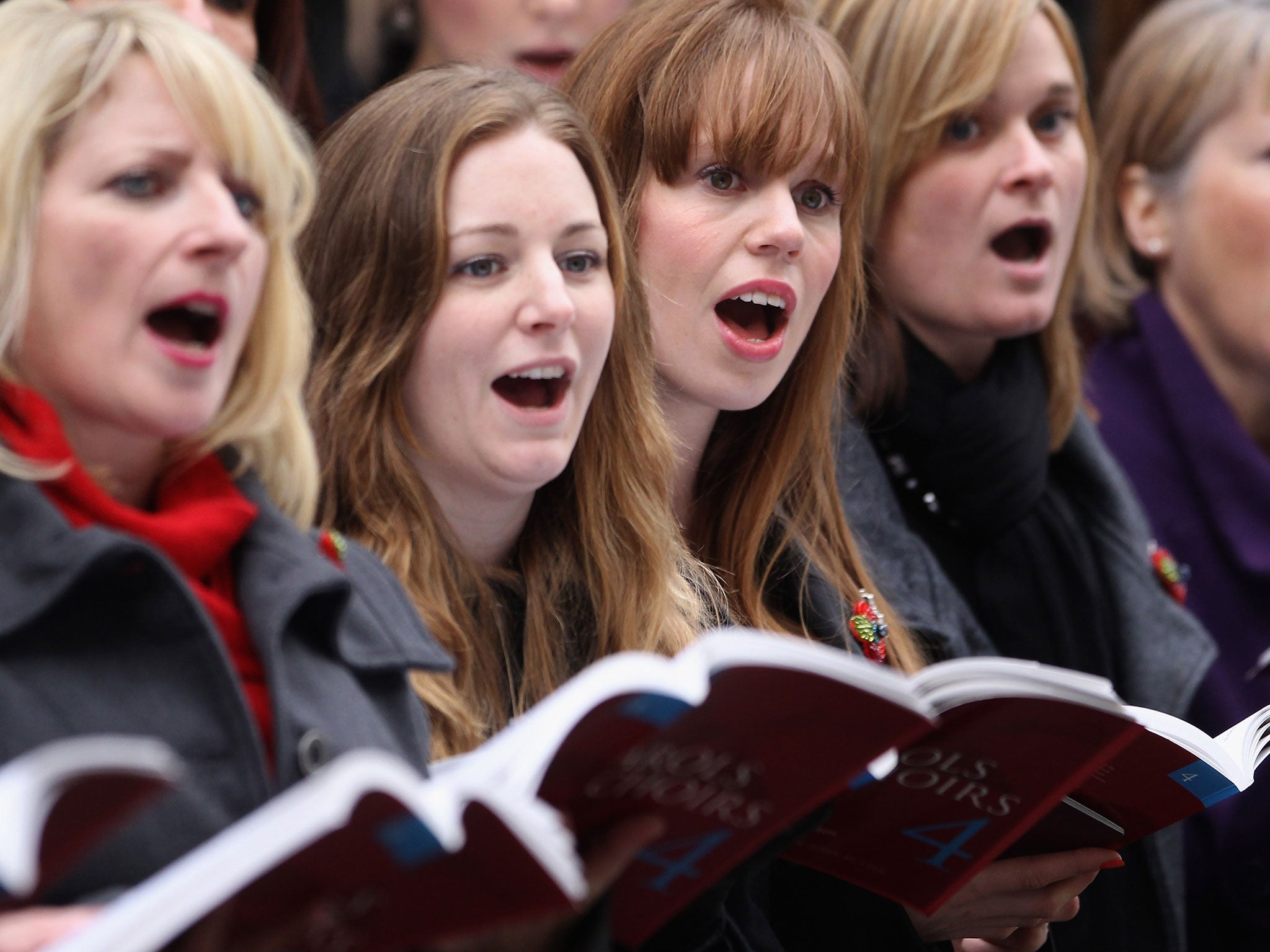 Psychologists compared the development of relationships between strangers joining singing groups to other adult education classes