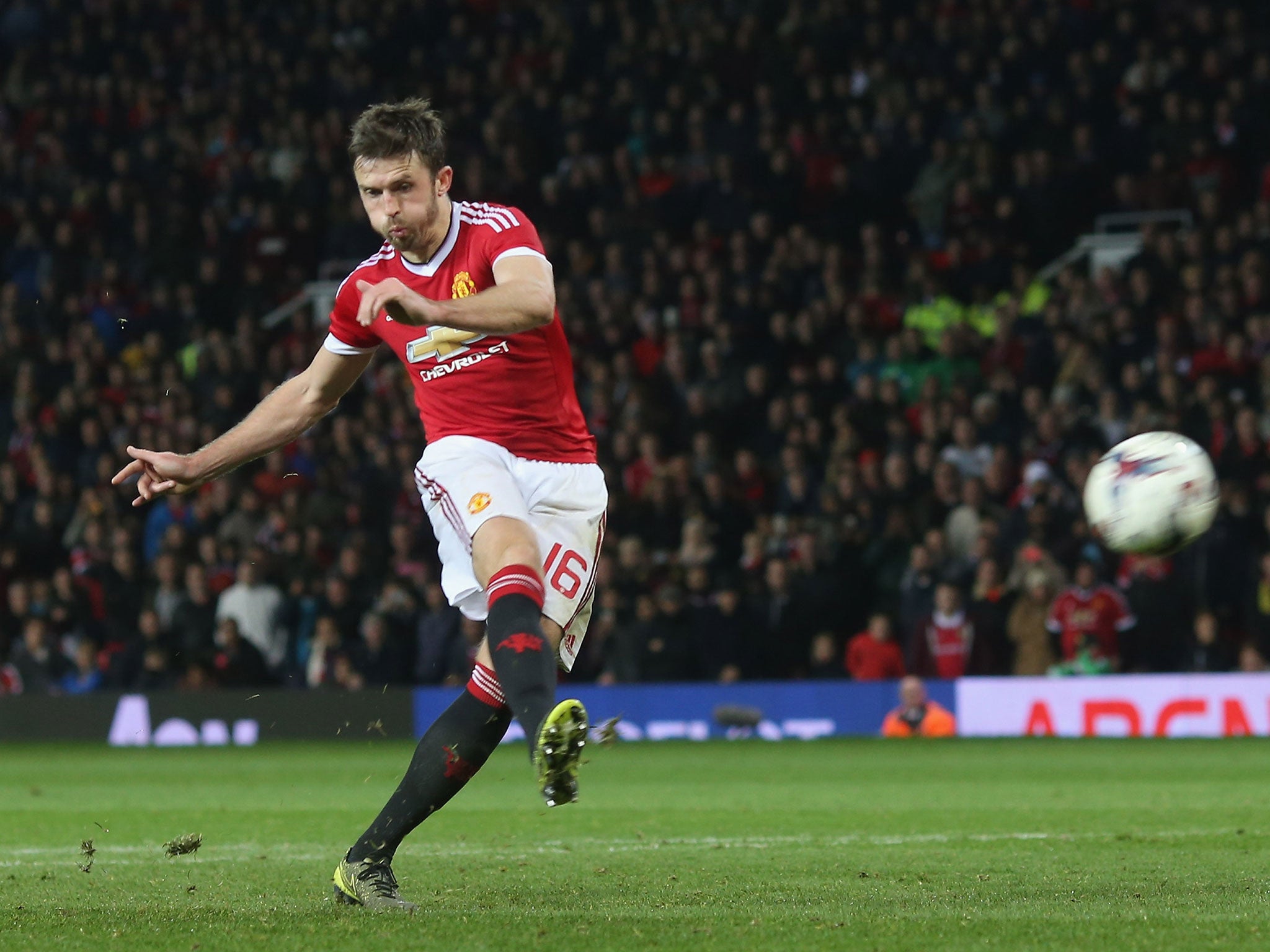 Michael Carrick hit his penalty over the bar