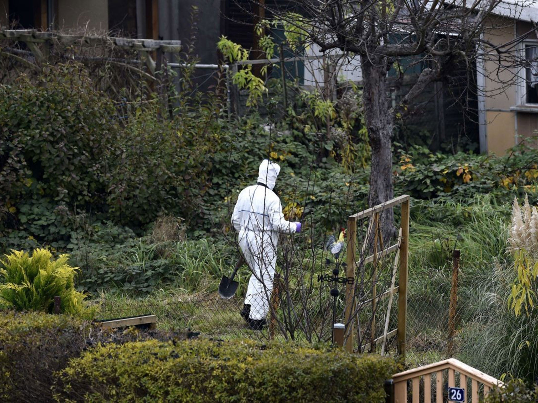 Police are digging in an allotment in Luckenwalde to find the body of the man's previous victim