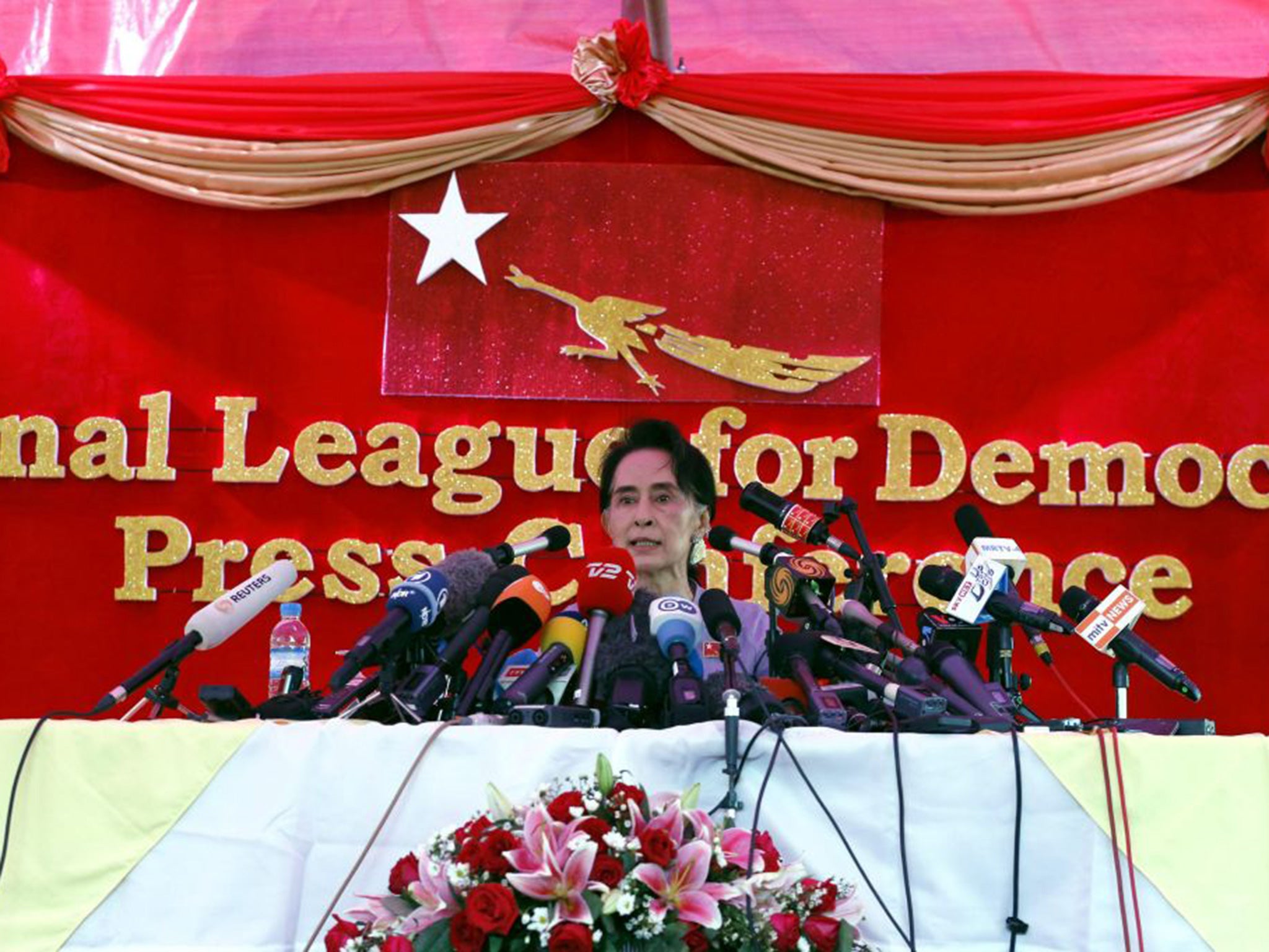 Myanmar's National League for Democracy Party's leader Aung San Suu Kyi speaks to the media during a press conferenc