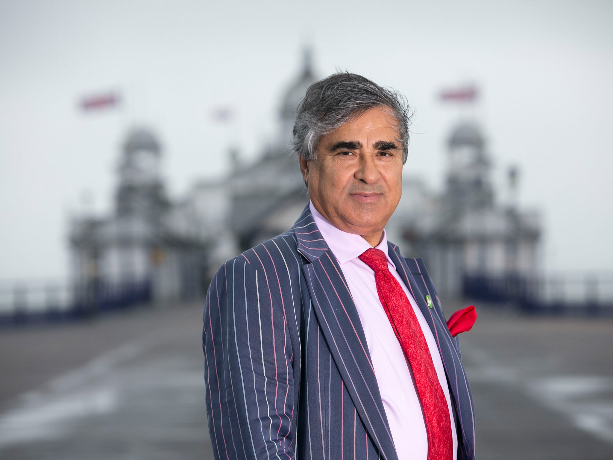 Sheikh Abid Gulzar in front of Eastbourne Pier