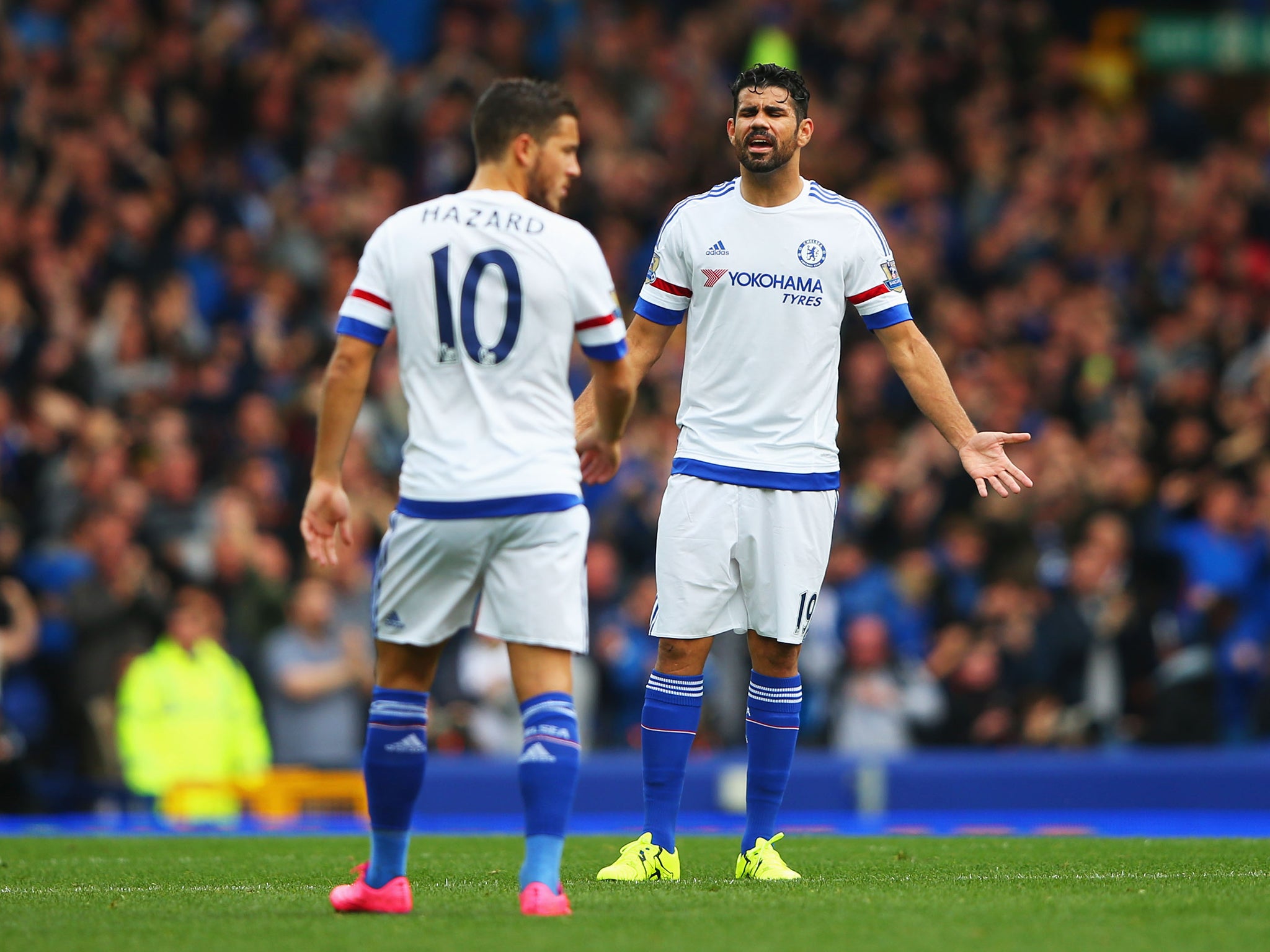 &#13;
Eden Hazard and Diego Costa react during the defeat at Everton&#13;