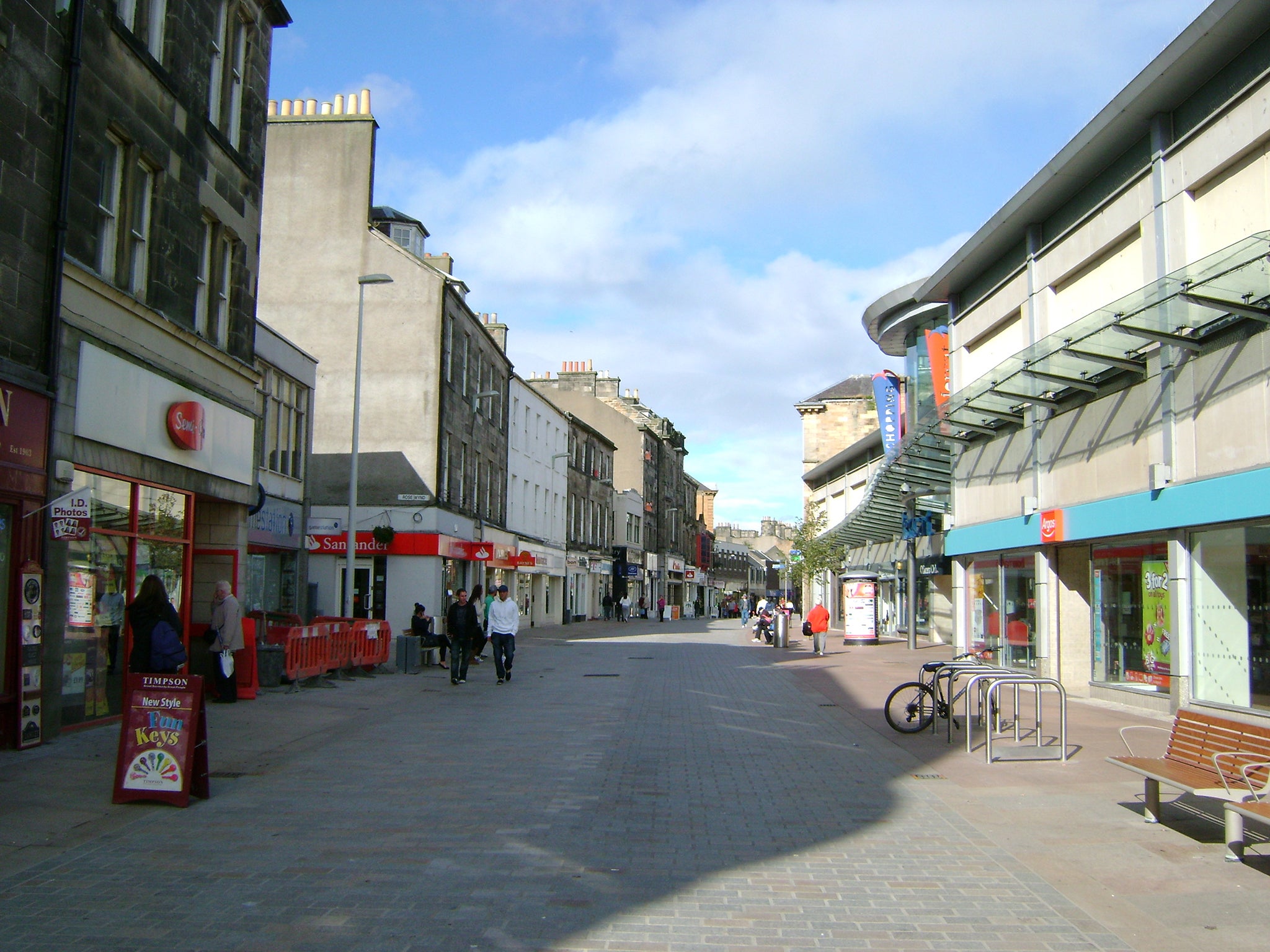 The taxi driver was forced to rob a bank in Kirkcaldy