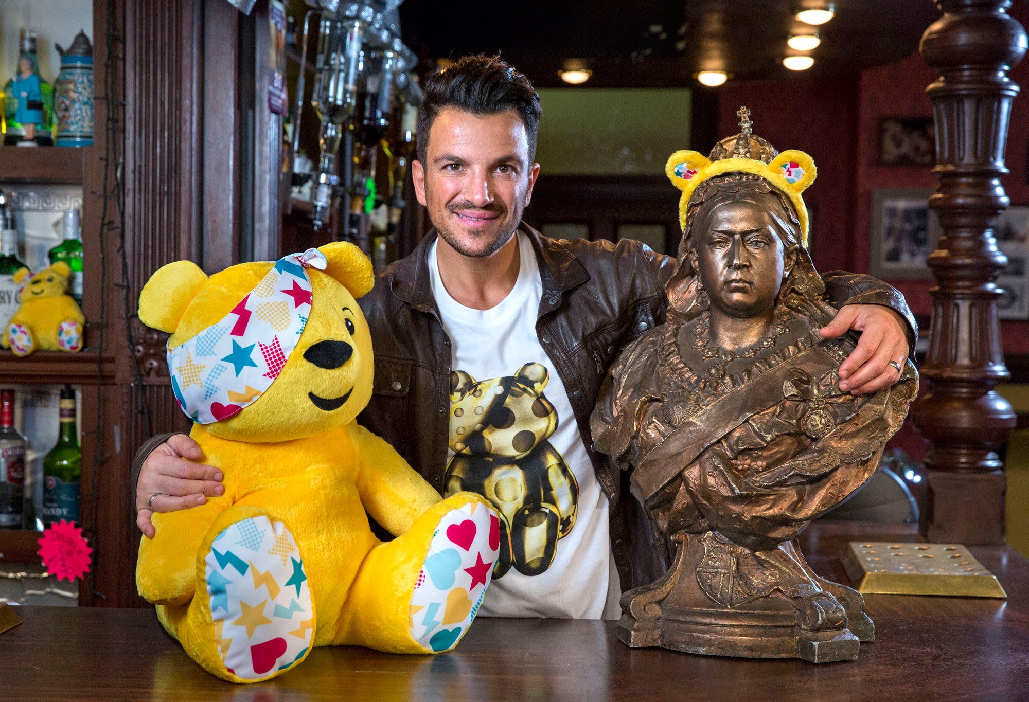 Peter Andre performs in the Queen Vic pub for Children in Need