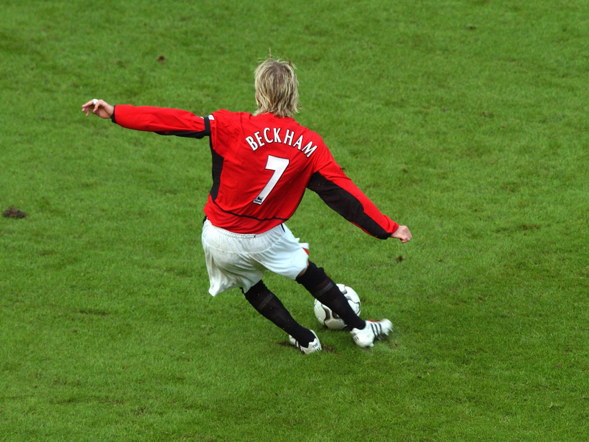 &#13;
Beckham in the No 7 shirt&#13;