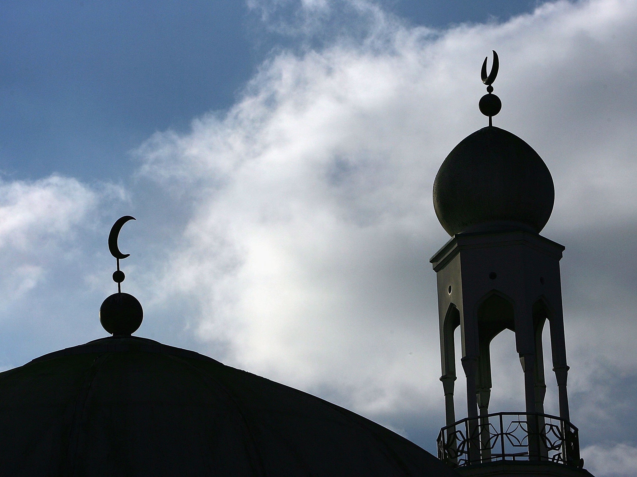 The minaret and dome of the Birmingham Central Mosque