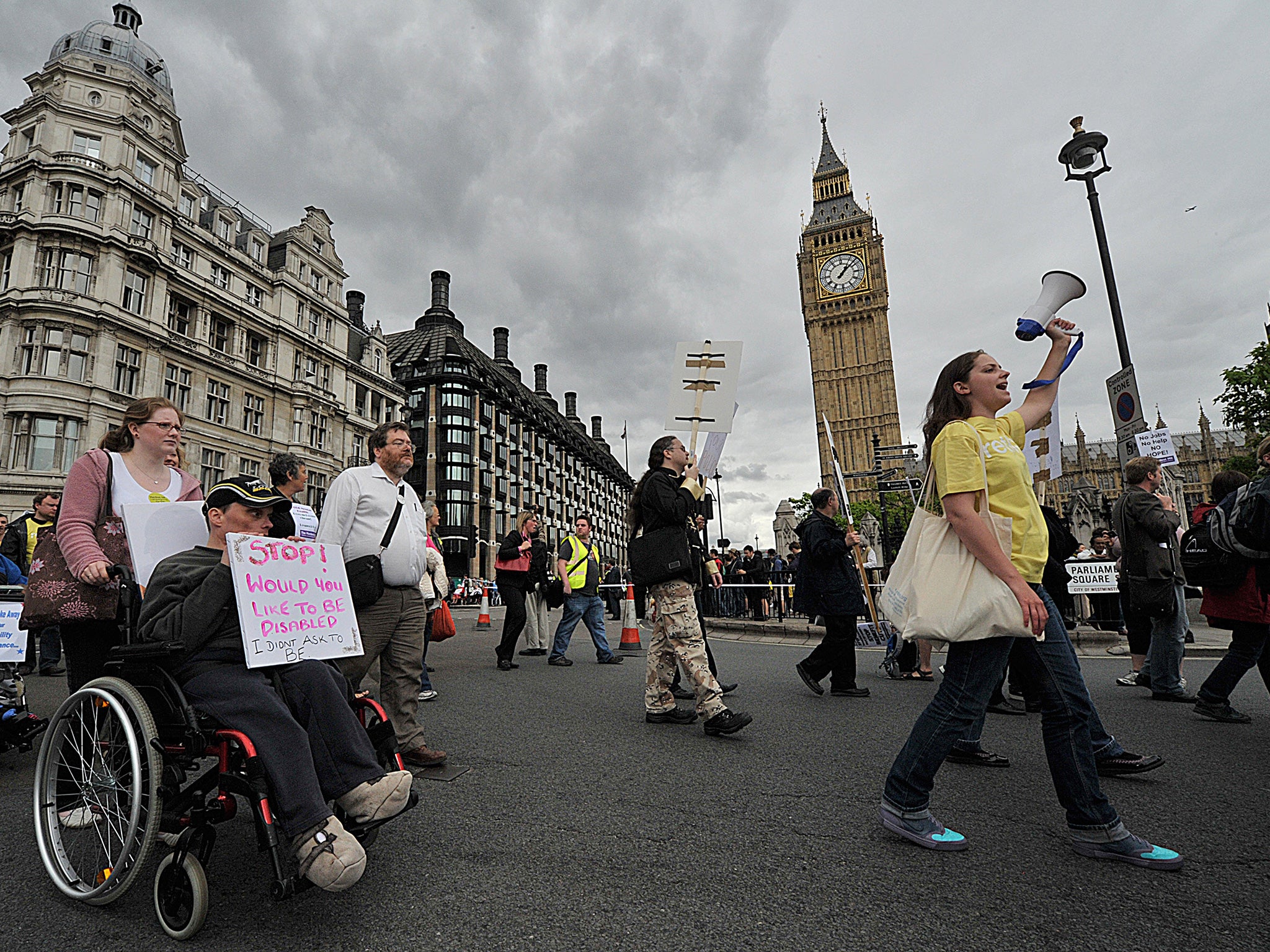 Protesters in Central London demonstrate against education cuts and tuition fees on 4 November