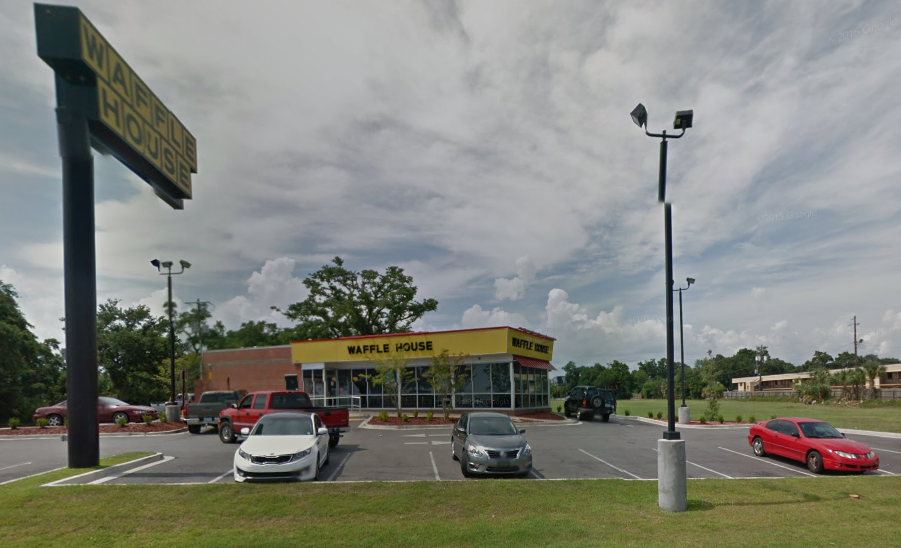 Waffle House, Biloxi where Julia Brightwell was fatally shot