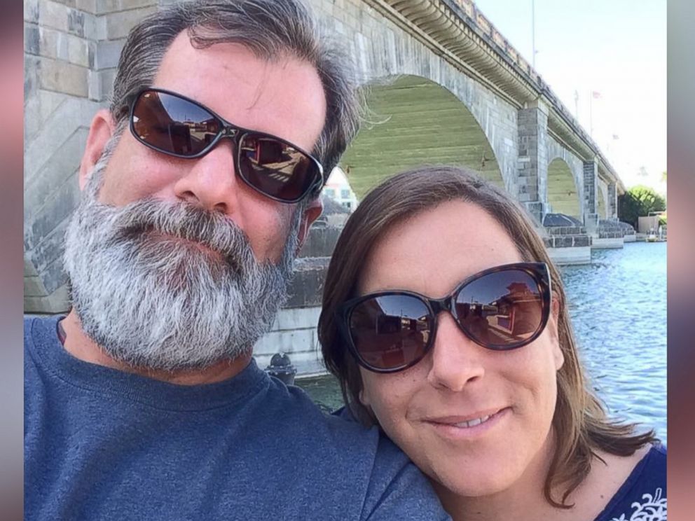 Shannon Johnson, left, poses with Mandy Pifer, right. ABC News/Mandy Pifer