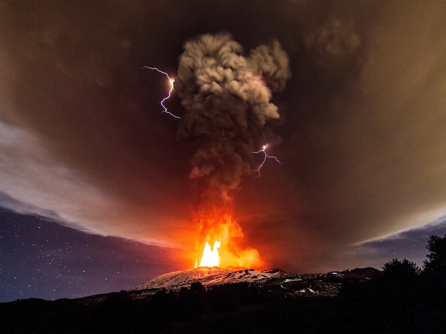 Incredible video of the volcano erupting for first time in two years