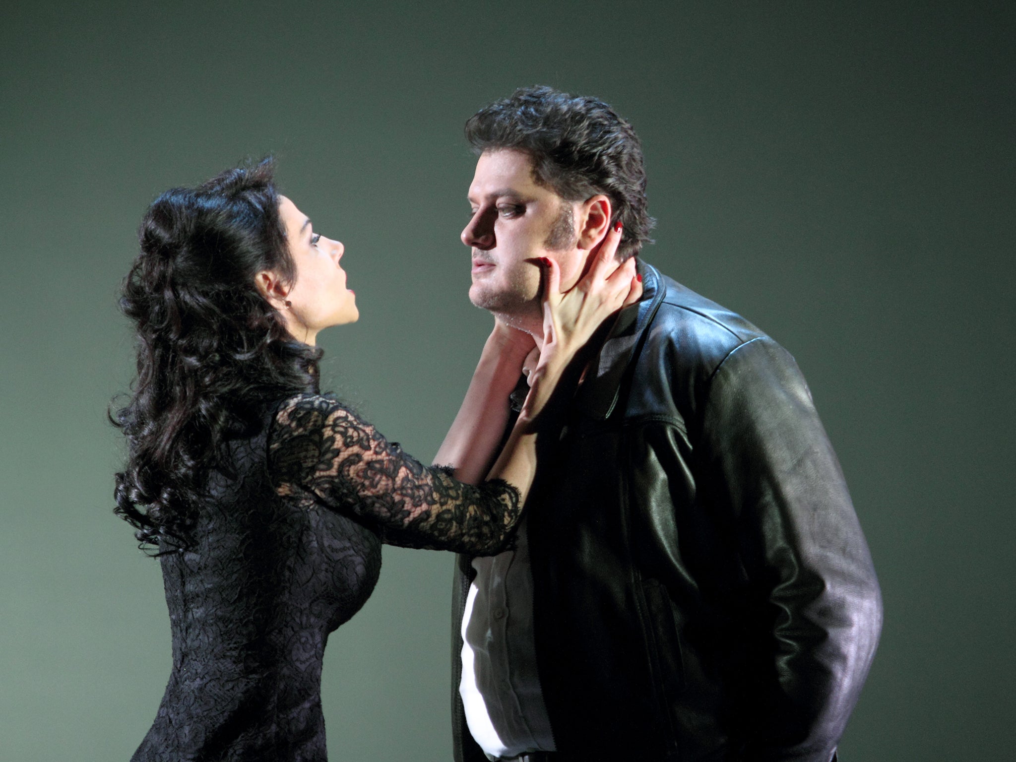 Martina Belli as Lola and Aleksandrs Antonenko as Turiddu in 'Cavalleria rusticana'