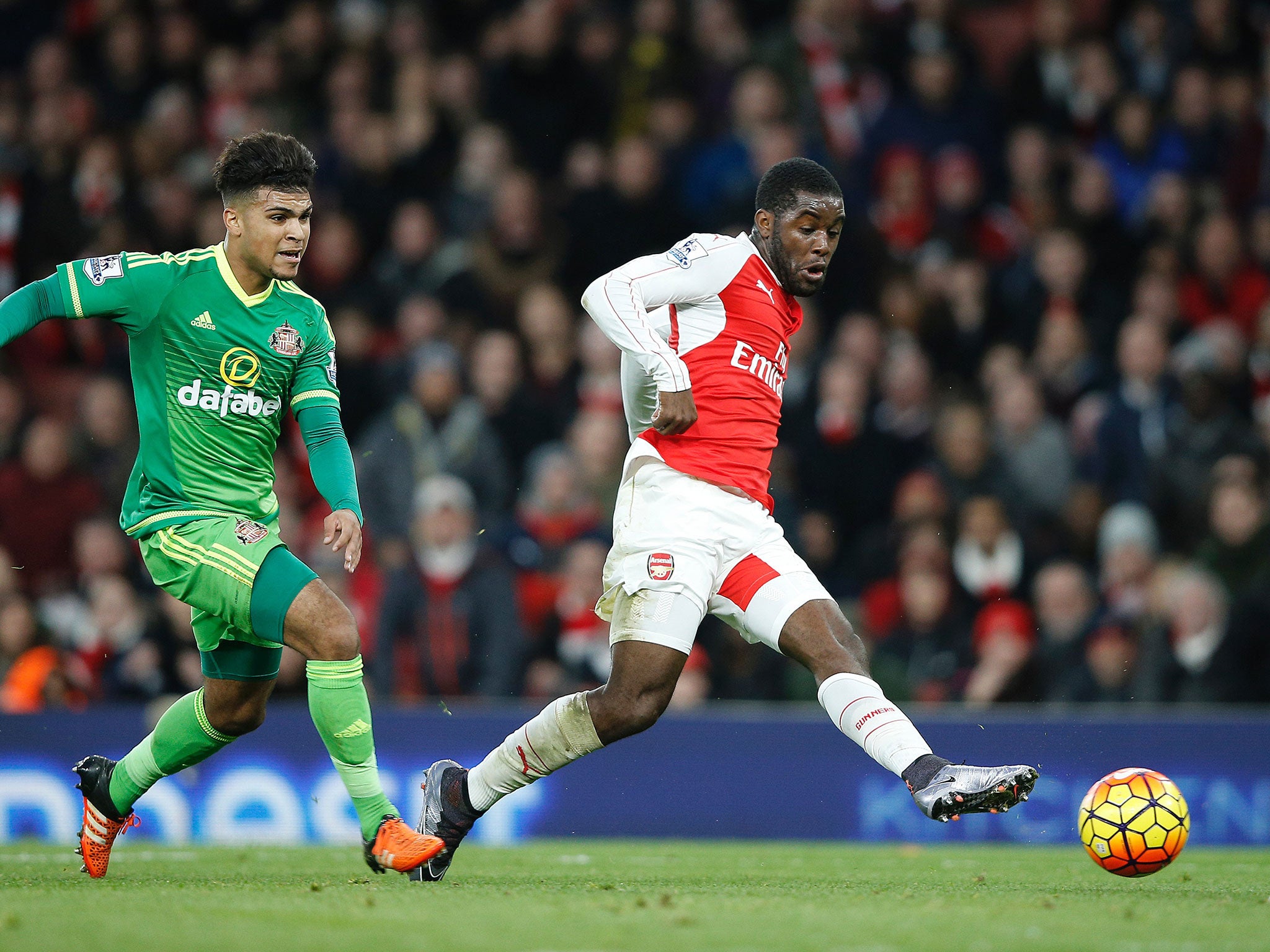 Joel Campbell scores the opening goal for Arsenal against Sunderland