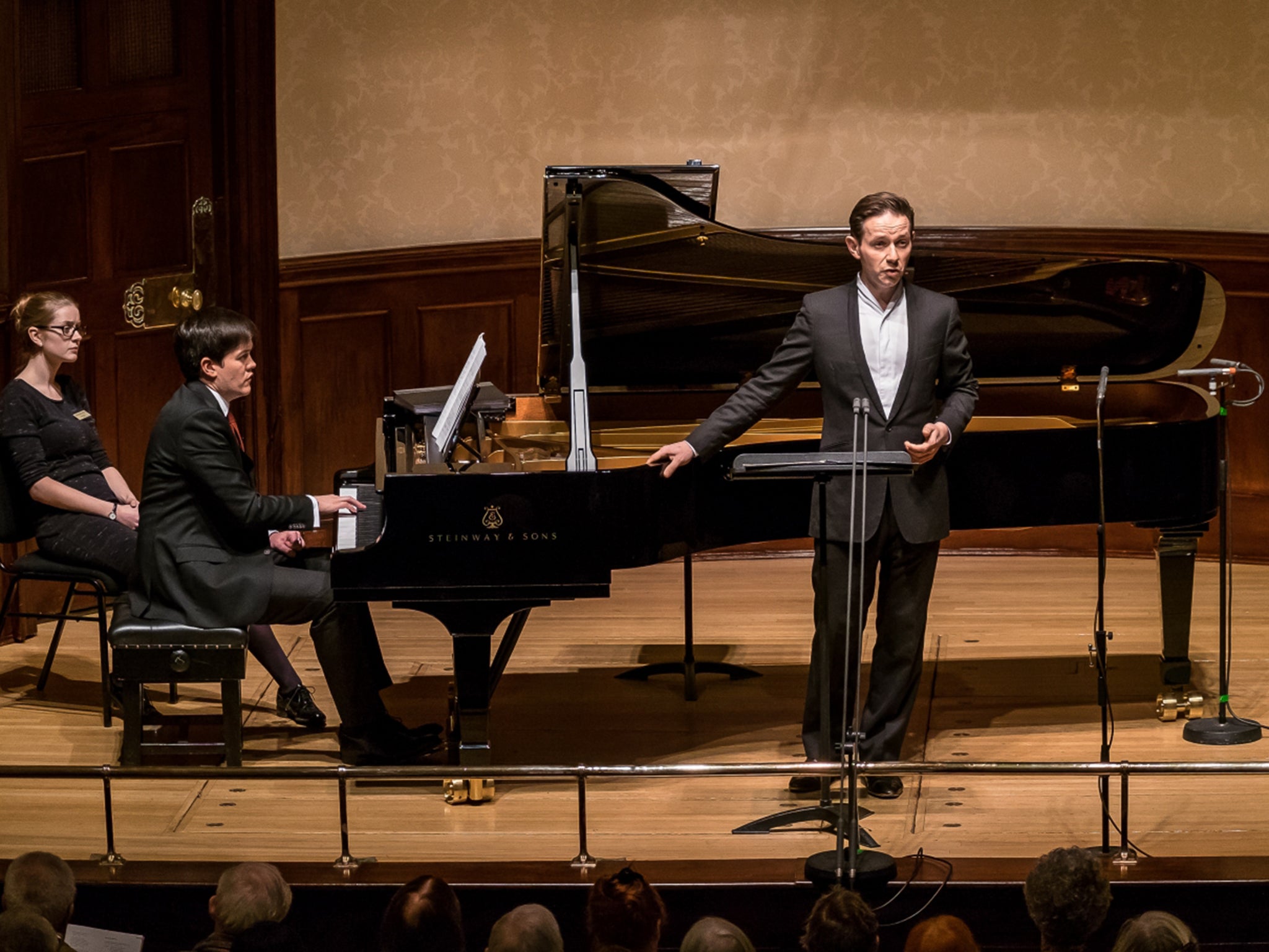 Iestyn Davies reigns supreme among countertenors