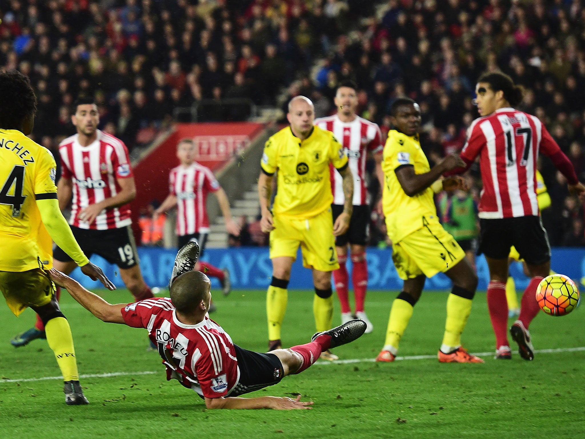 Oriol Romeu scores for Southampton to earn a 1-1 draw with Aston Villa