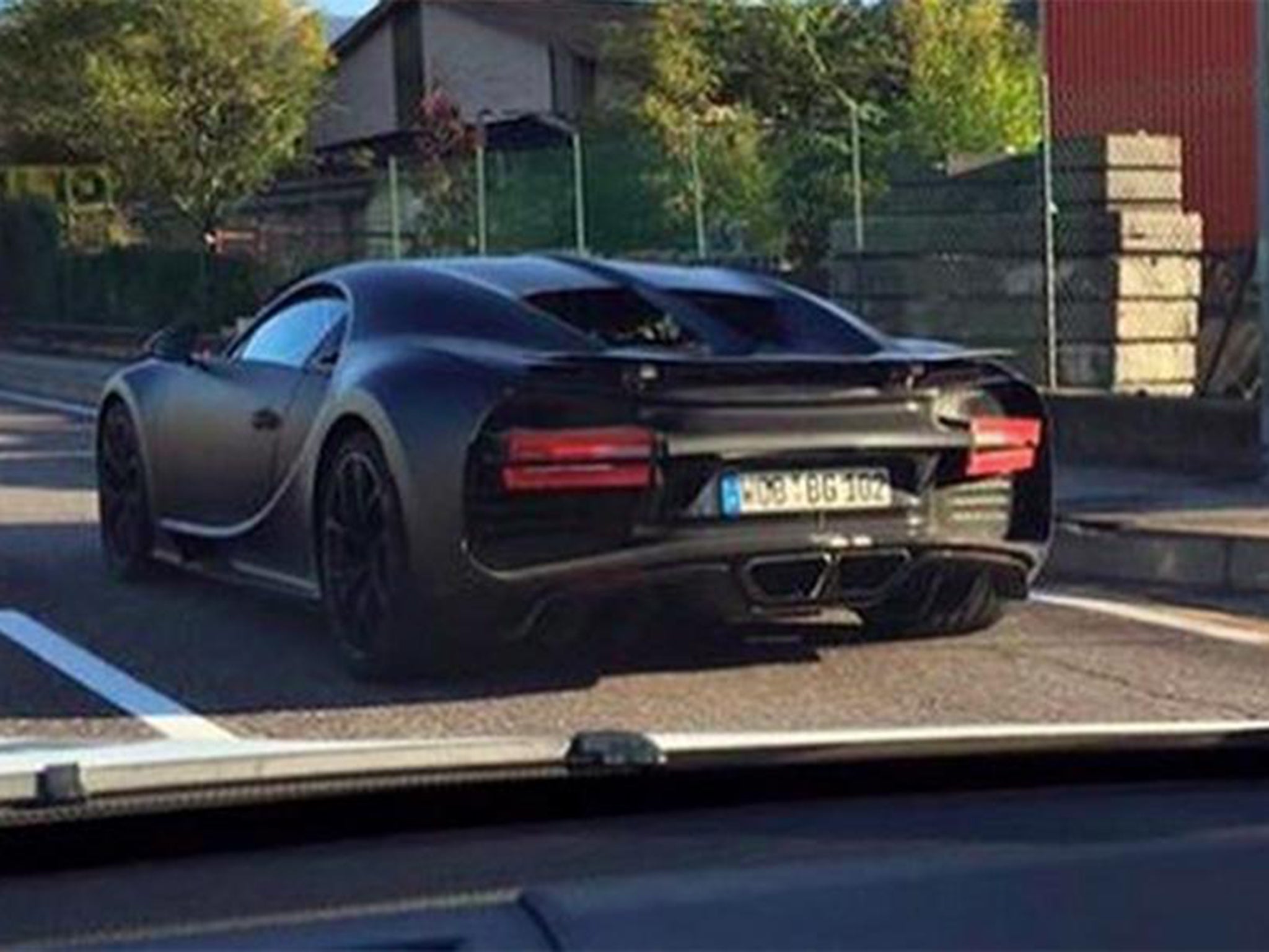 The Chiron prototype: Offically, Bugatti remains silent about all the gossip