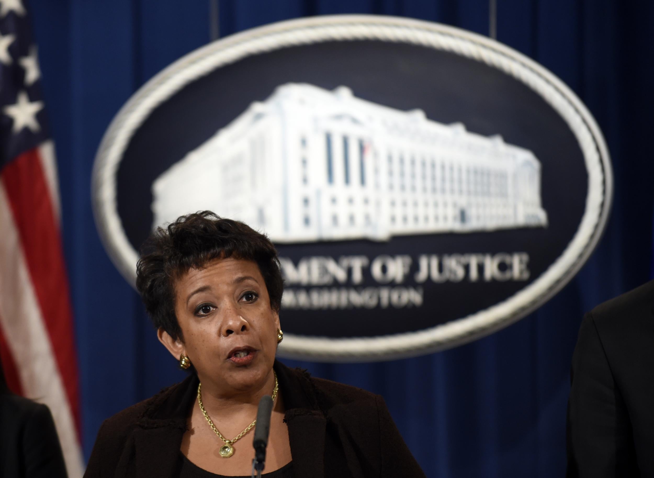 Loretta Lynch announces the federal civil rights investigation of the Chicago police department.