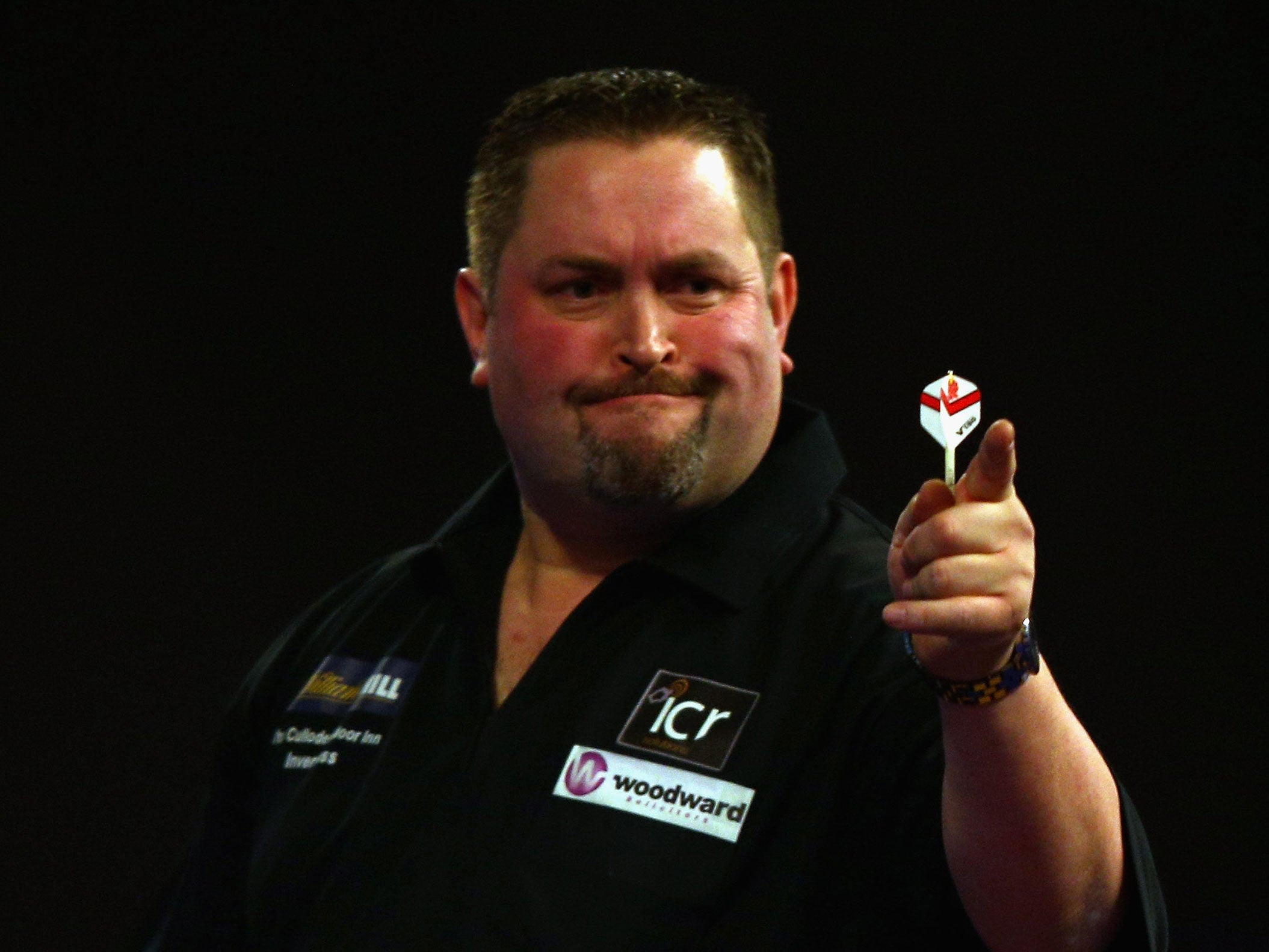 Alan Norris celebrates his win over Robert Thornton