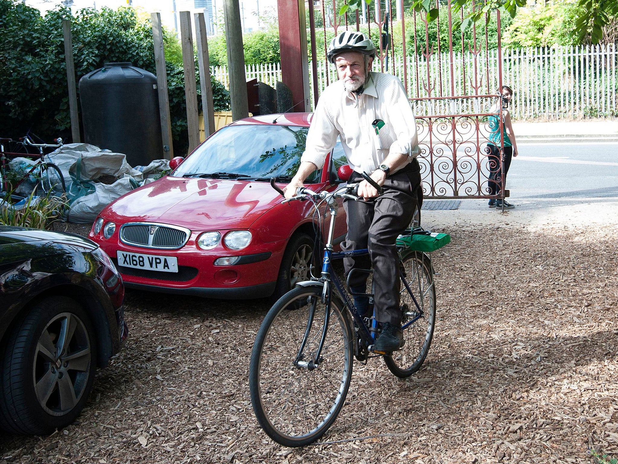 Jeremy Corbyn riding his bike around London