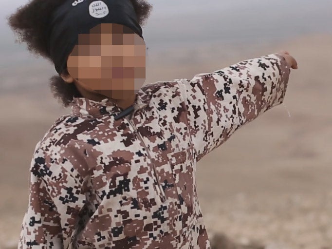 &#13;
Isa Dare appearing in an Isis propaganda video&#13;