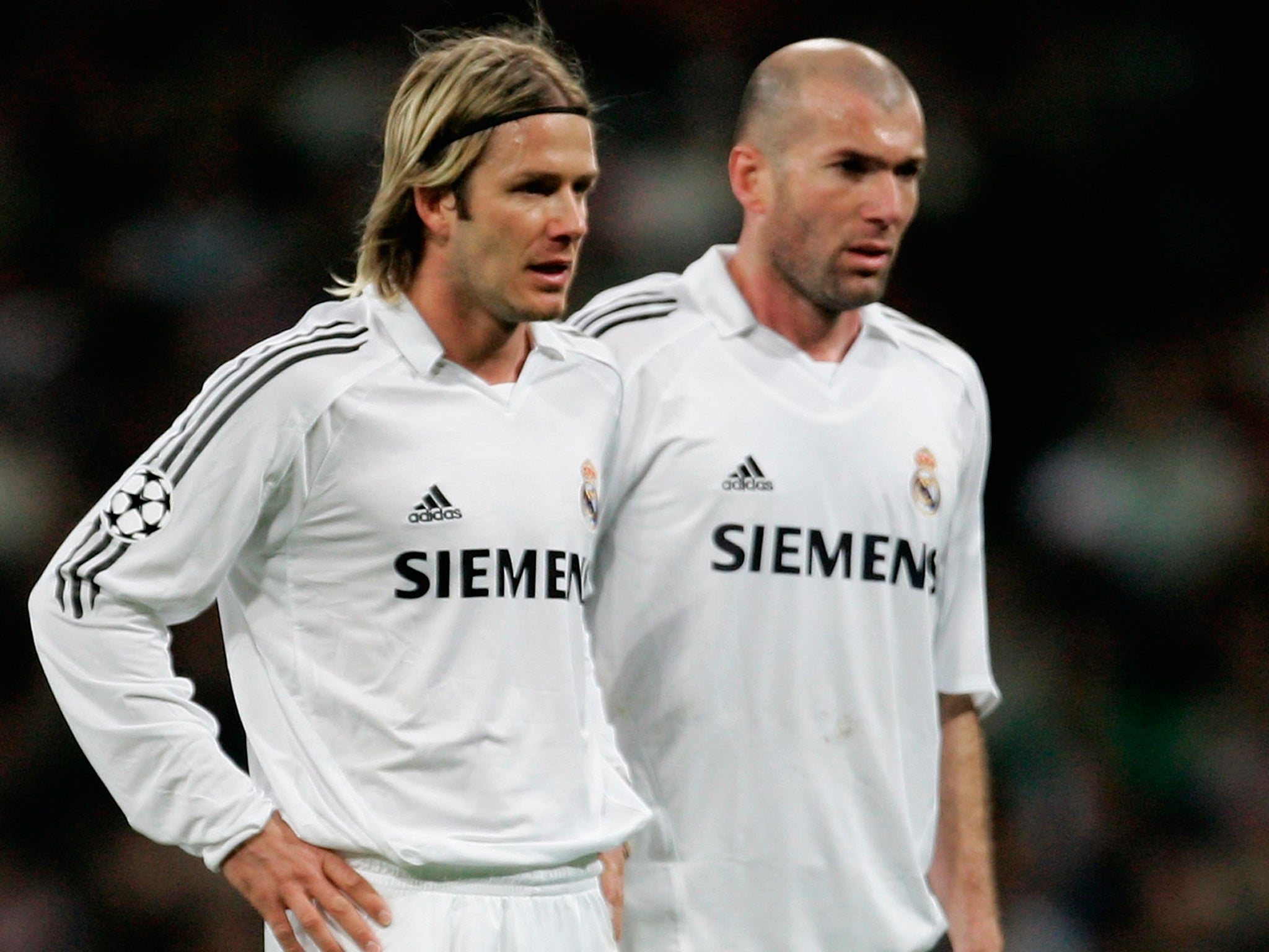 Beckham and Zidane in action for Real Madrid in 2006