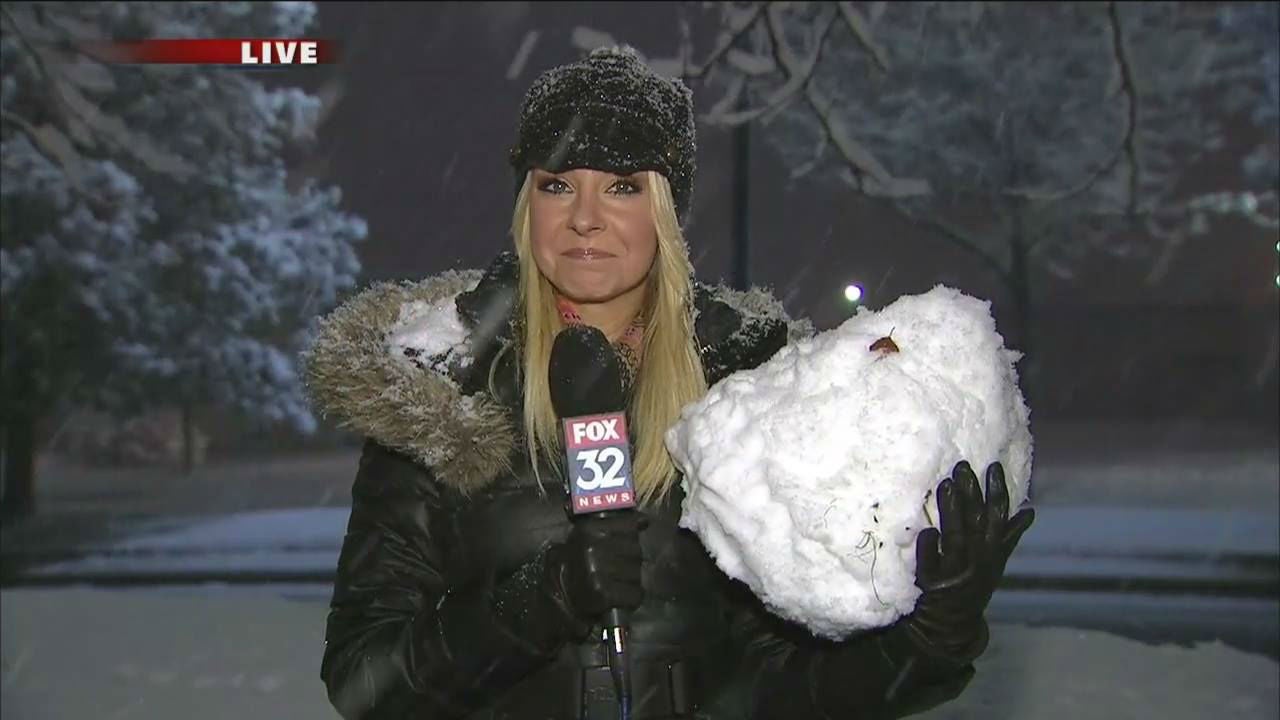 The email told female reporters not to wear hats outside