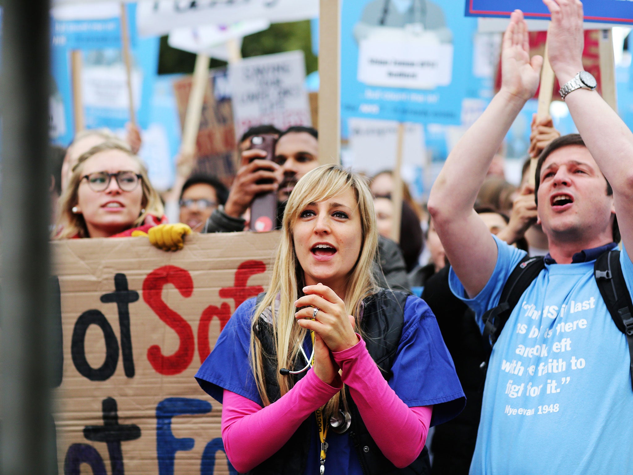 20,000 junior doctors marched in London to highlight their plight