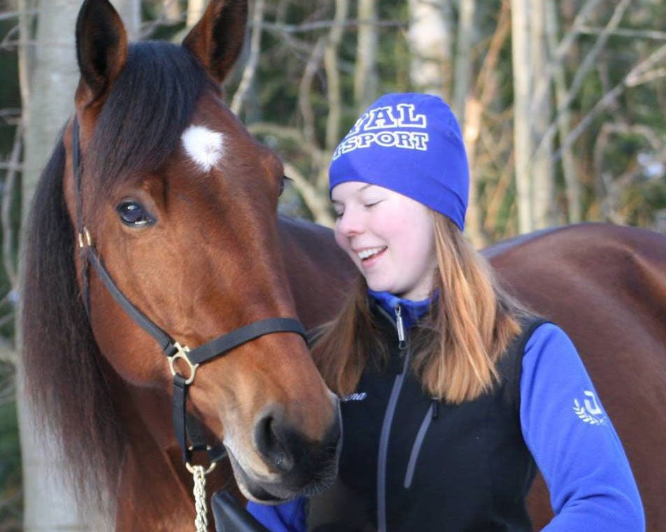 Jockey Helena Stahl with her horse Iffy