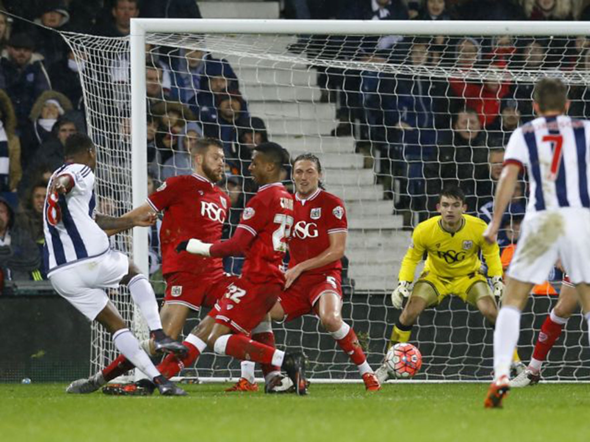 &#13;
Berahino, on as a sub, scored his first goal since October&#13;