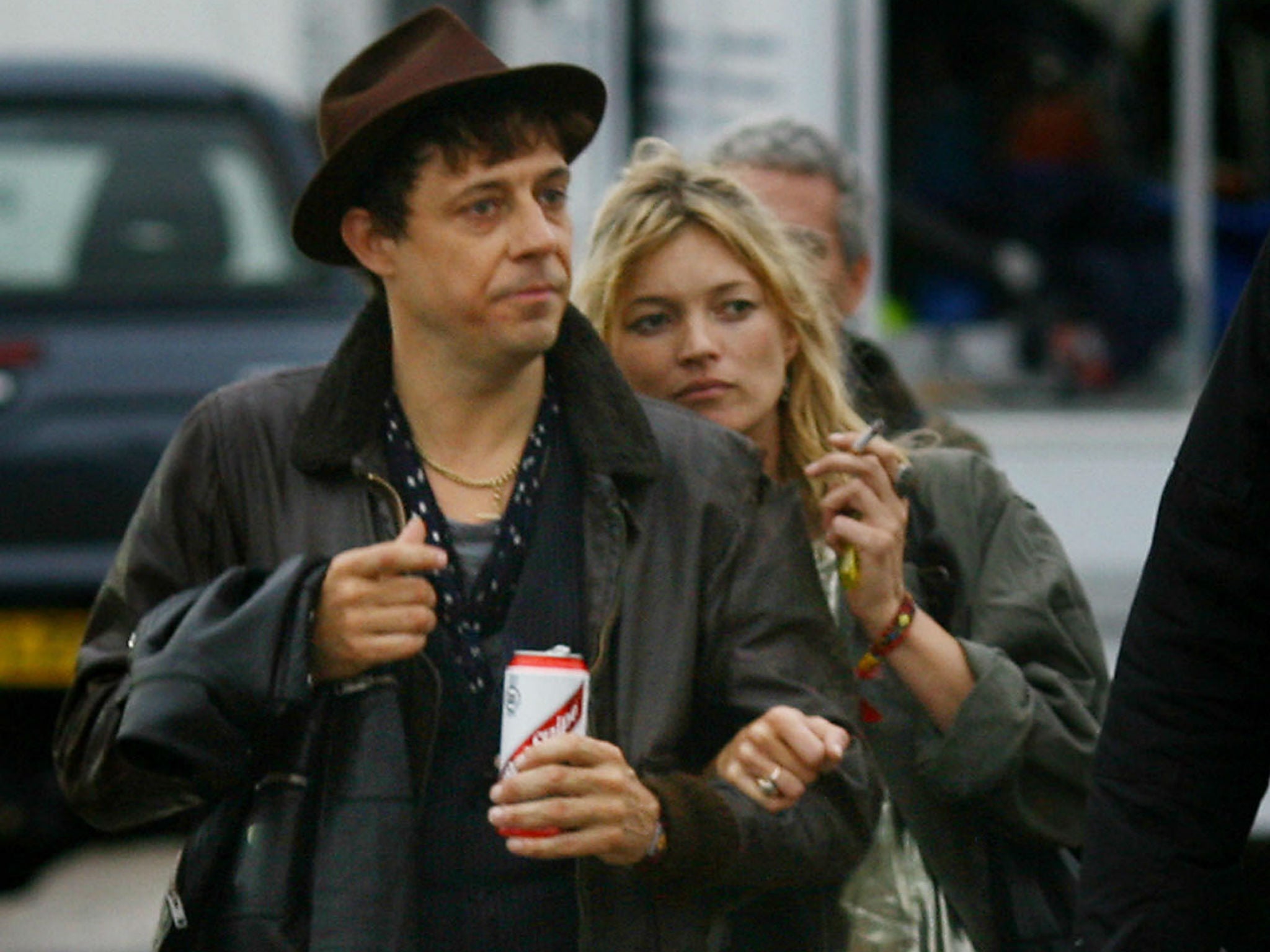 Jamie Hince and Kate Moss at Glastonbury in 2011