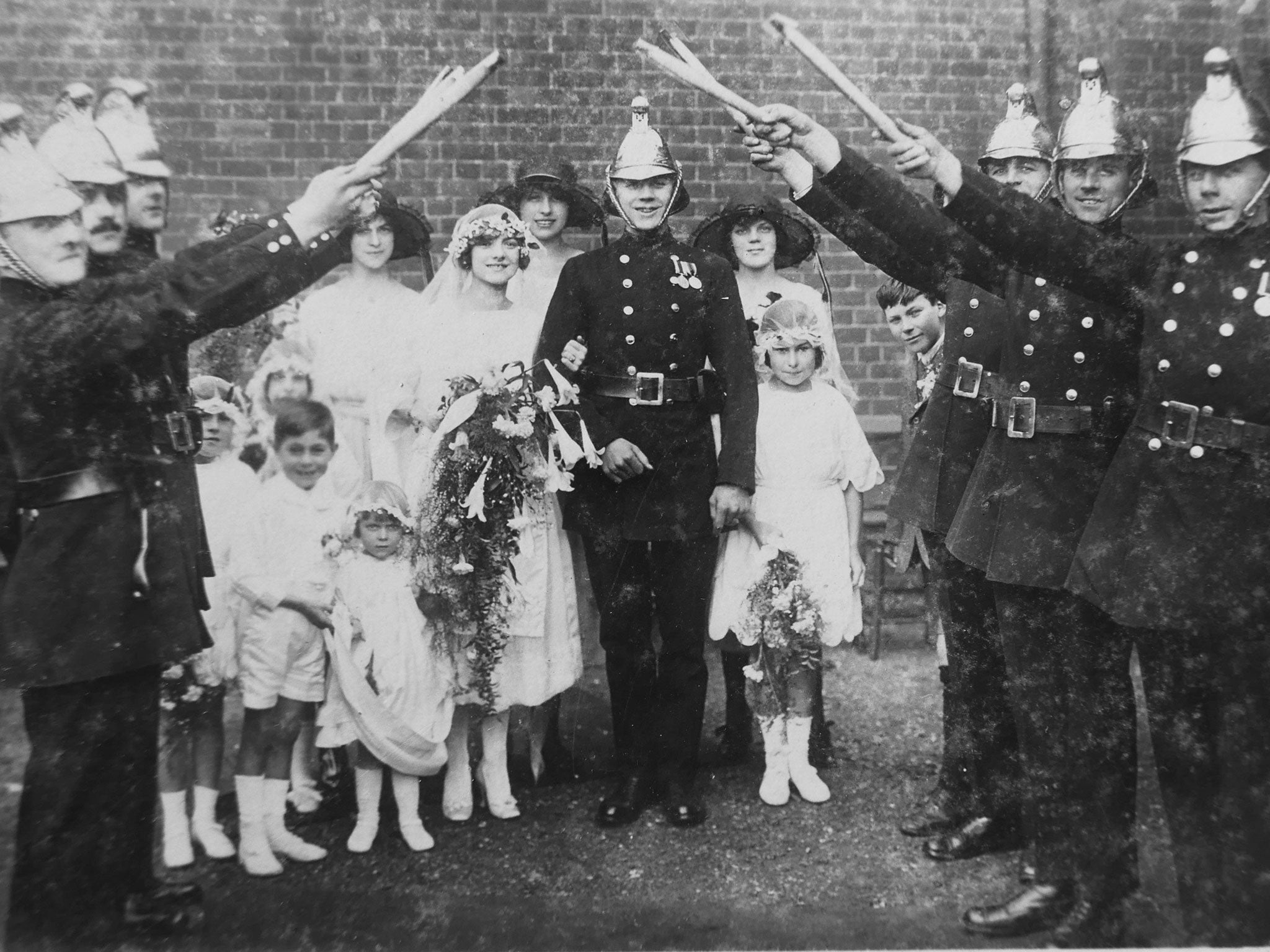 Gladys Hooper and her husband, Leslie, on their wedding day in 1922
