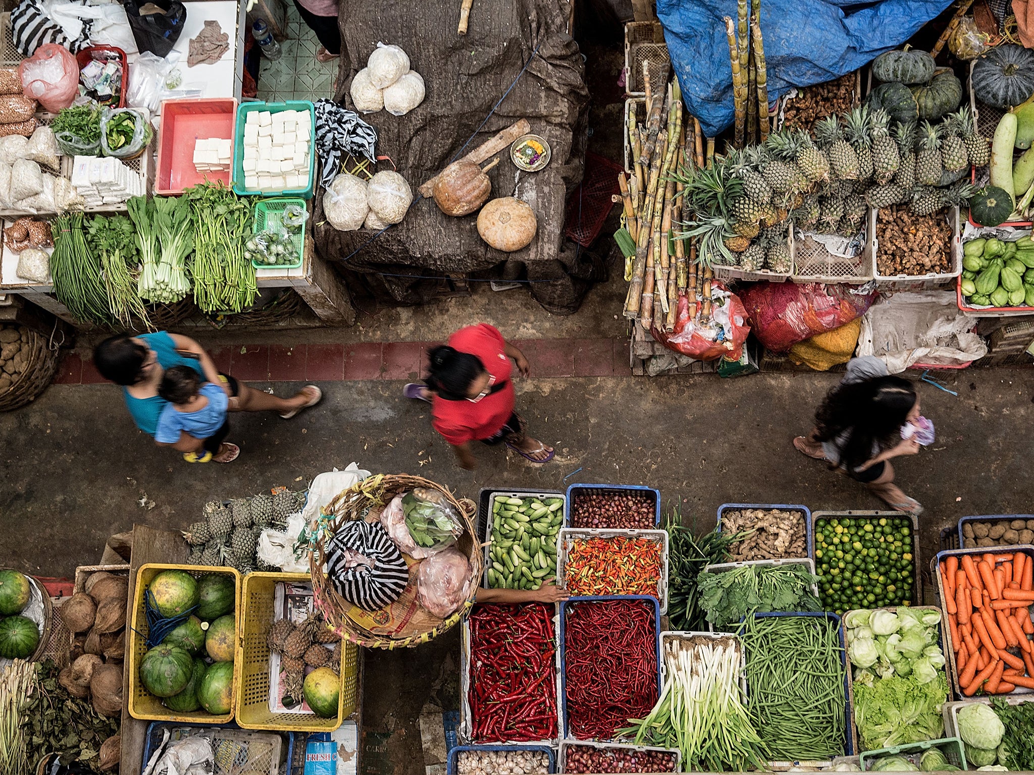 Certain types of fruits and veggies are linked with a reduced risk of chronic disease