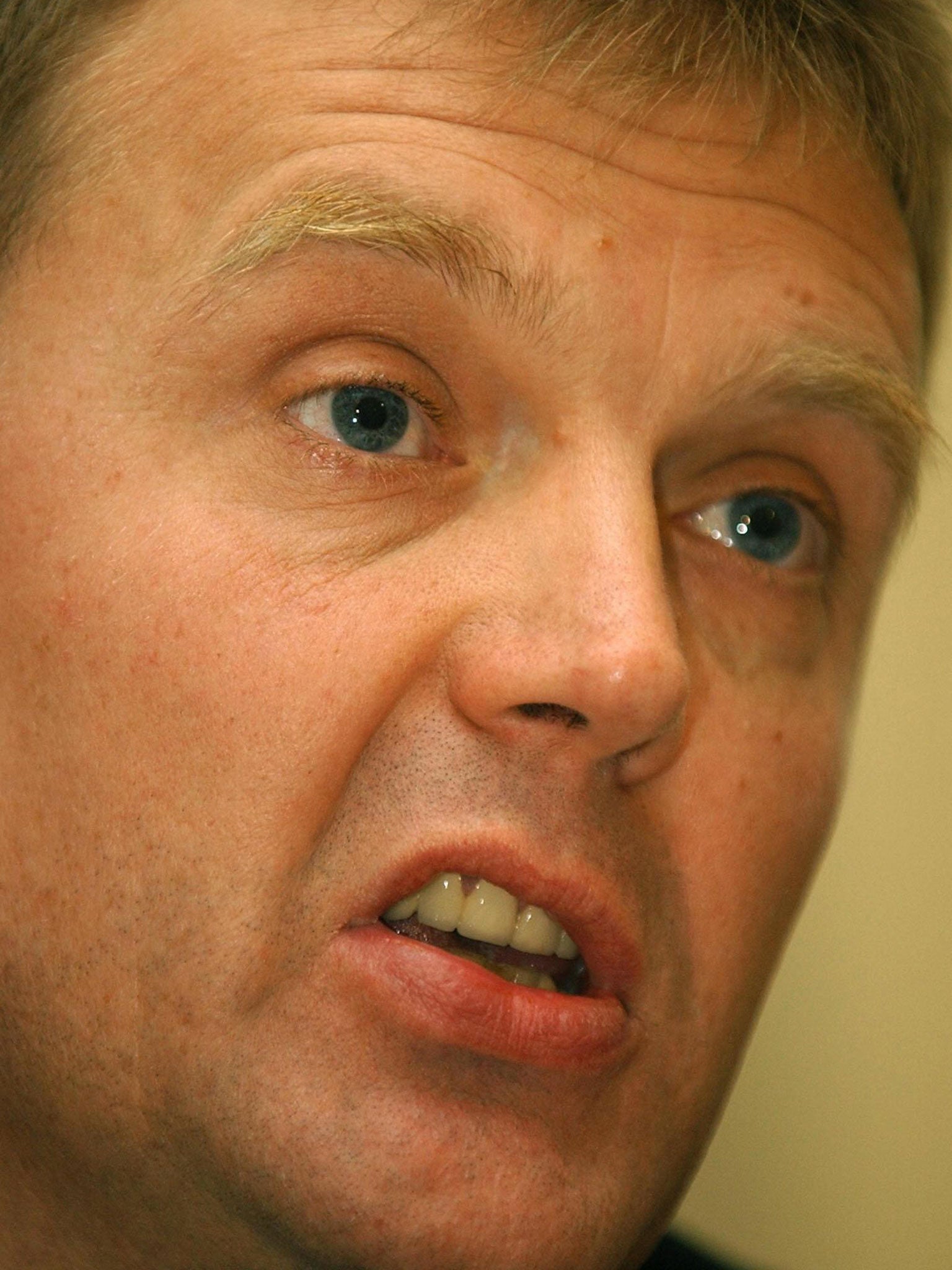 Alexander Litvinenko pictured in 2004