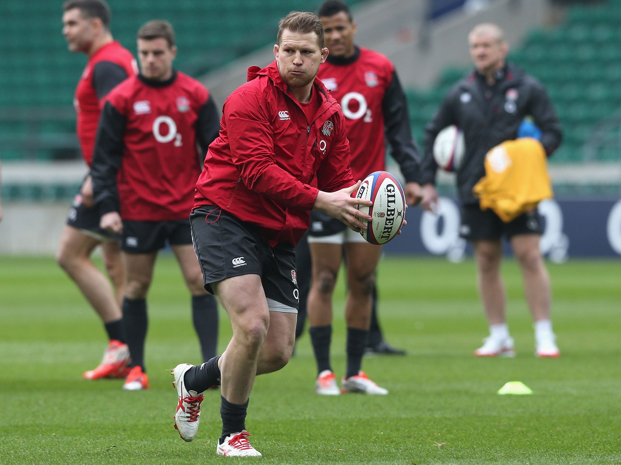 Dylan Hartley, centre, has made only five competitive starts this season after suffering concussion