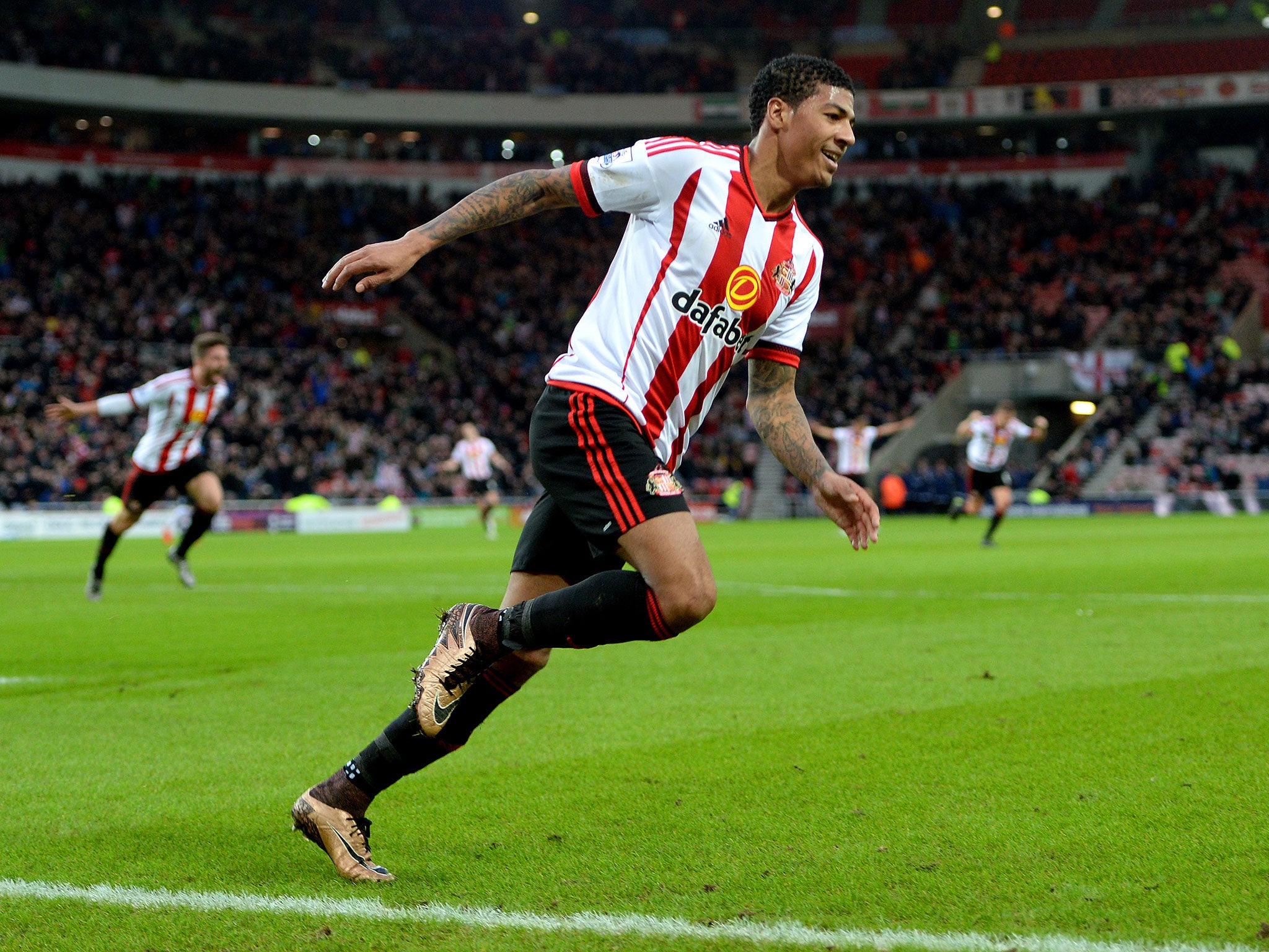 Sunderland defender Patrick van Aanholt celebrates after eqaulising against Bournemouth